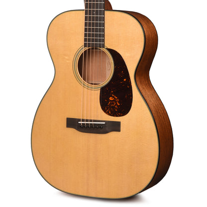 Martin Standard Series 00-18 Spruce/Mahogany Natural Acoustic Guitars / OM and Auditorium