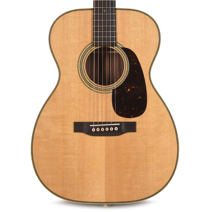Martin Standard Series 00-28 Spruce/East Indian Rosewood Natural Acoustic Guitars / OM and Auditorium