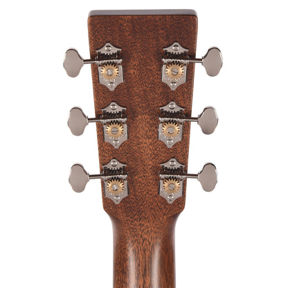 Martin Standard Series 000-17 Natural Acoustic Guitars / OM and Auditorium