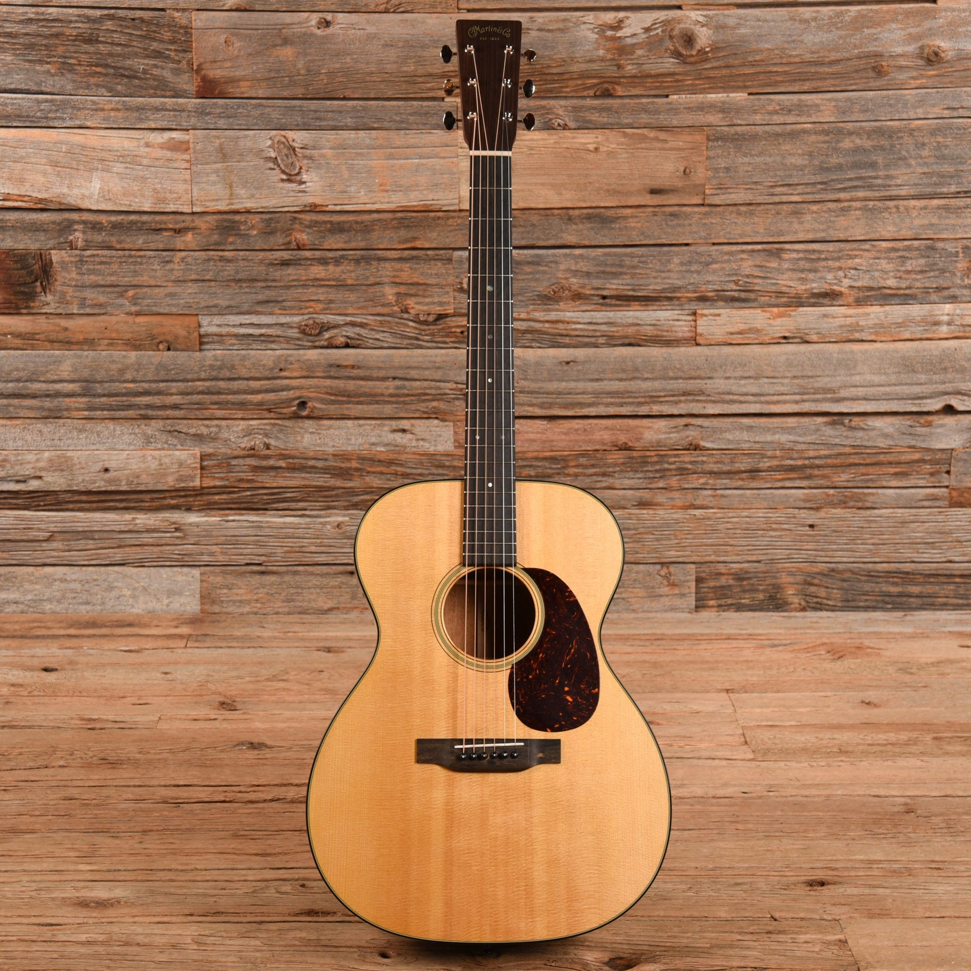 Martin Standard Series 000-18 Natural 2023 Acoustic Guitars / OM and Auditorium