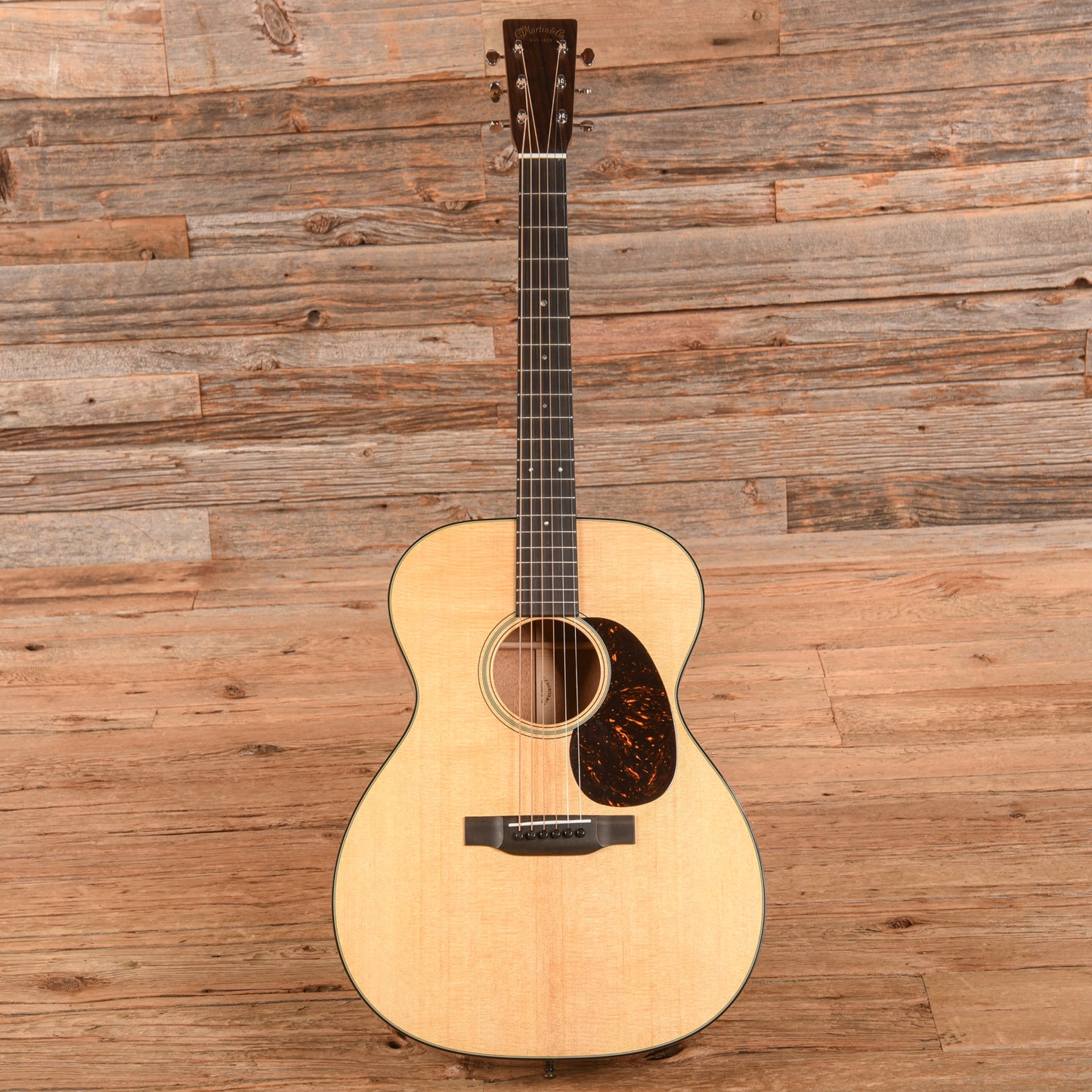 Martin Standard Series 000-18 Natural 2025 Acoustic Guitars / OM and Auditorium