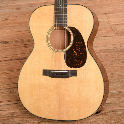 Martin Standard Series 000-18 Natural 2025 Acoustic Guitars / OM and Auditorium