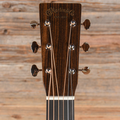 Martin Standard Series 000-18 Natural Acoustic Guitars / OM and Auditorium