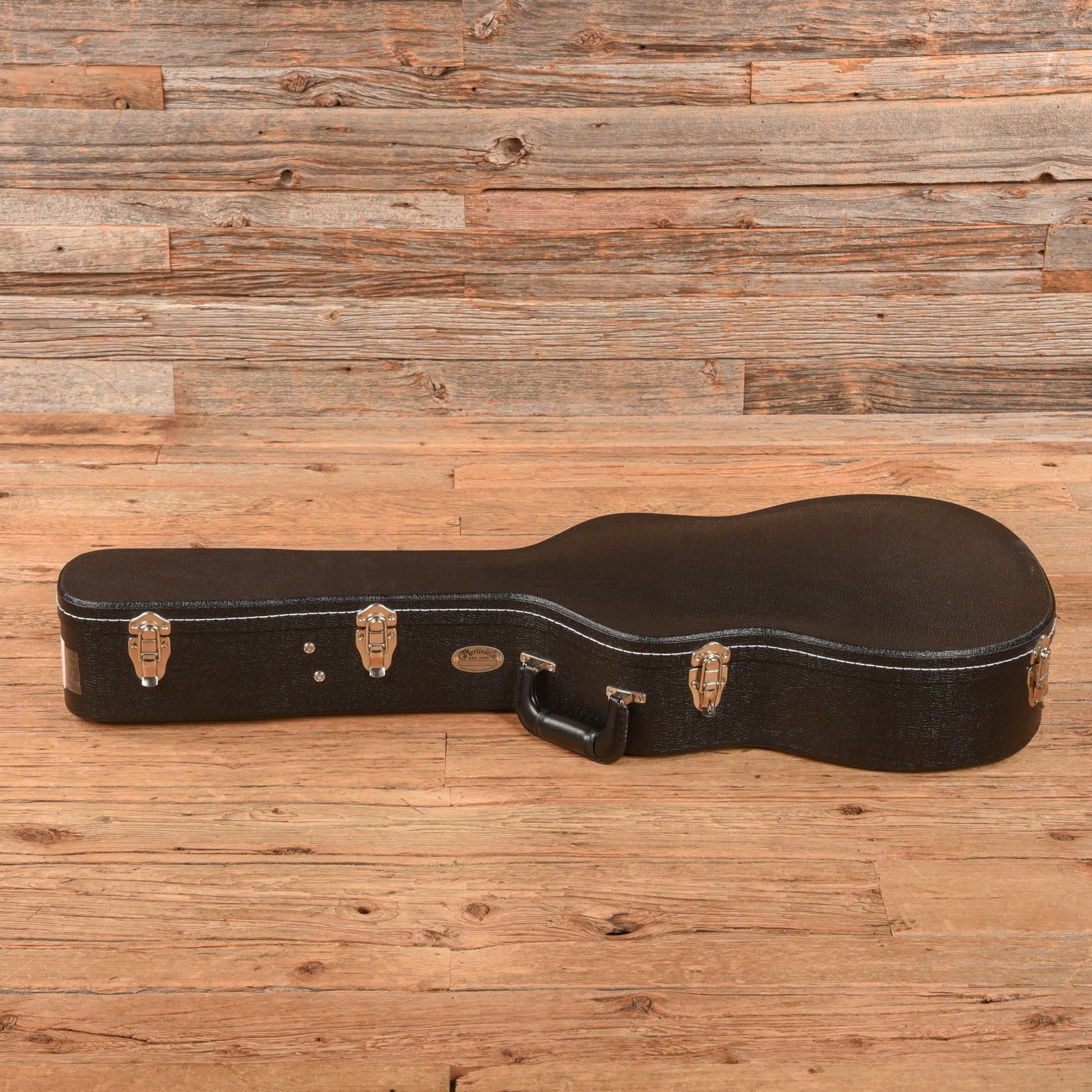 Martin Standard Series 000-18 Natural Acoustic Guitars / OM and Auditorium