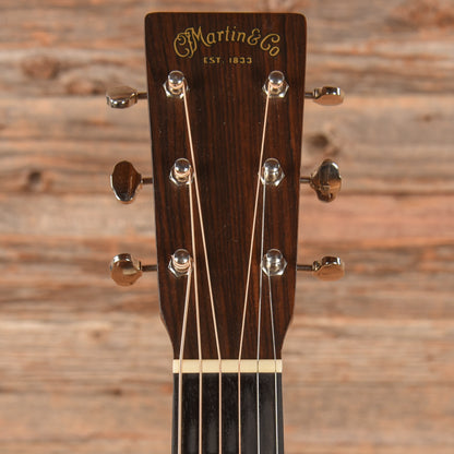 Martin Standard Series 000-18 Natural Acoustic Guitars / OM and Auditorium