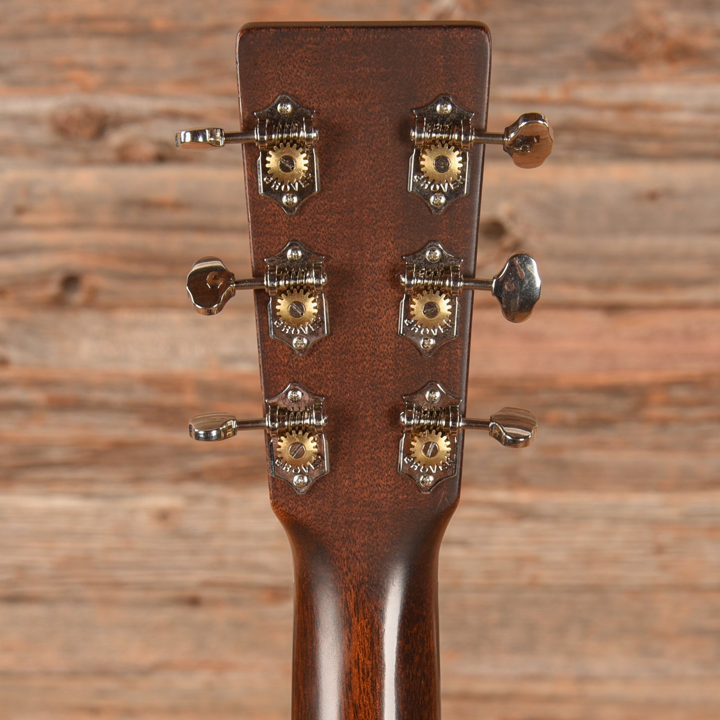 Martin Standard Series 000-18 Natural Acoustic Guitars / OM and Auditorium