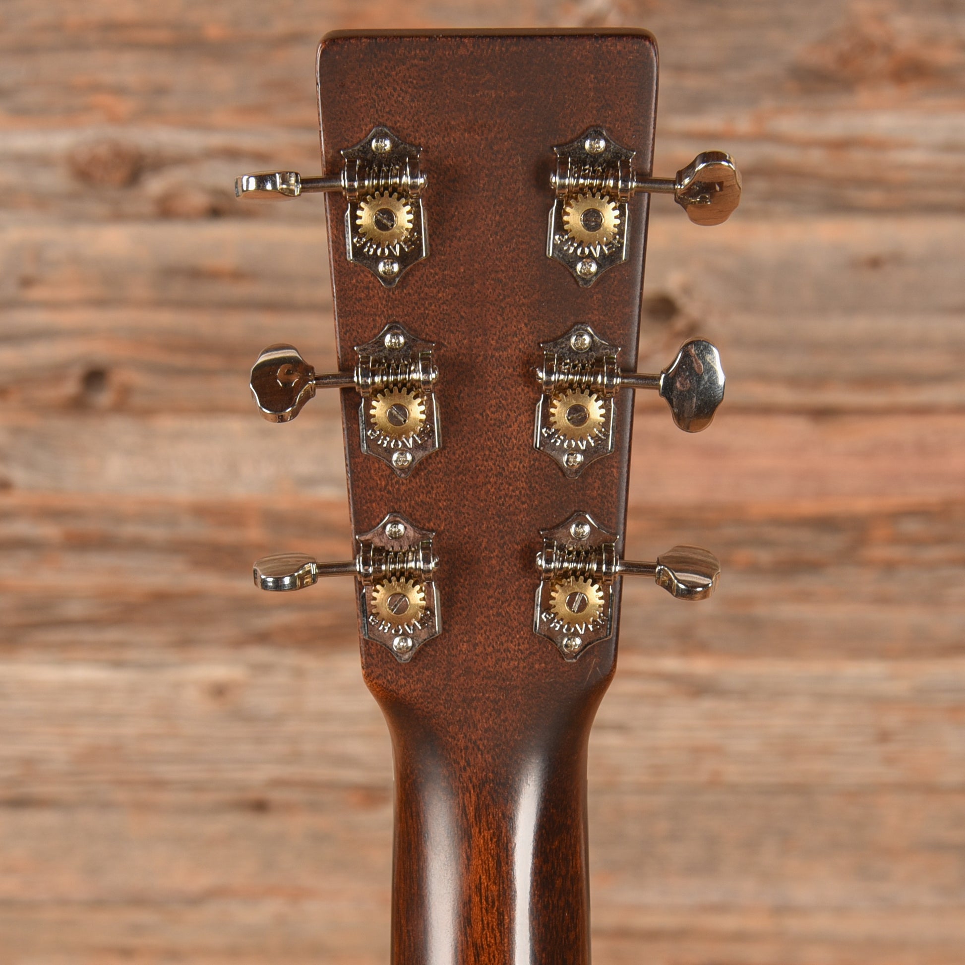 Martin Standard Series 000-18 Natural Acoustic Guitars / OM and Auditorium
