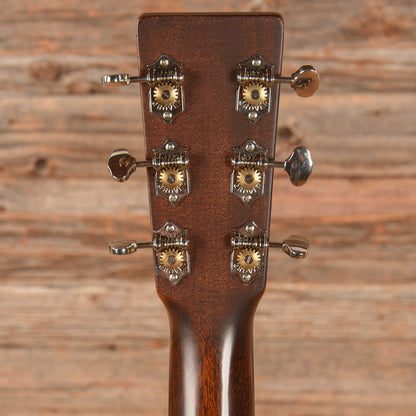 Martin Standard Series 000-18 Natural Acoustic Guitars / OM and Auditorium