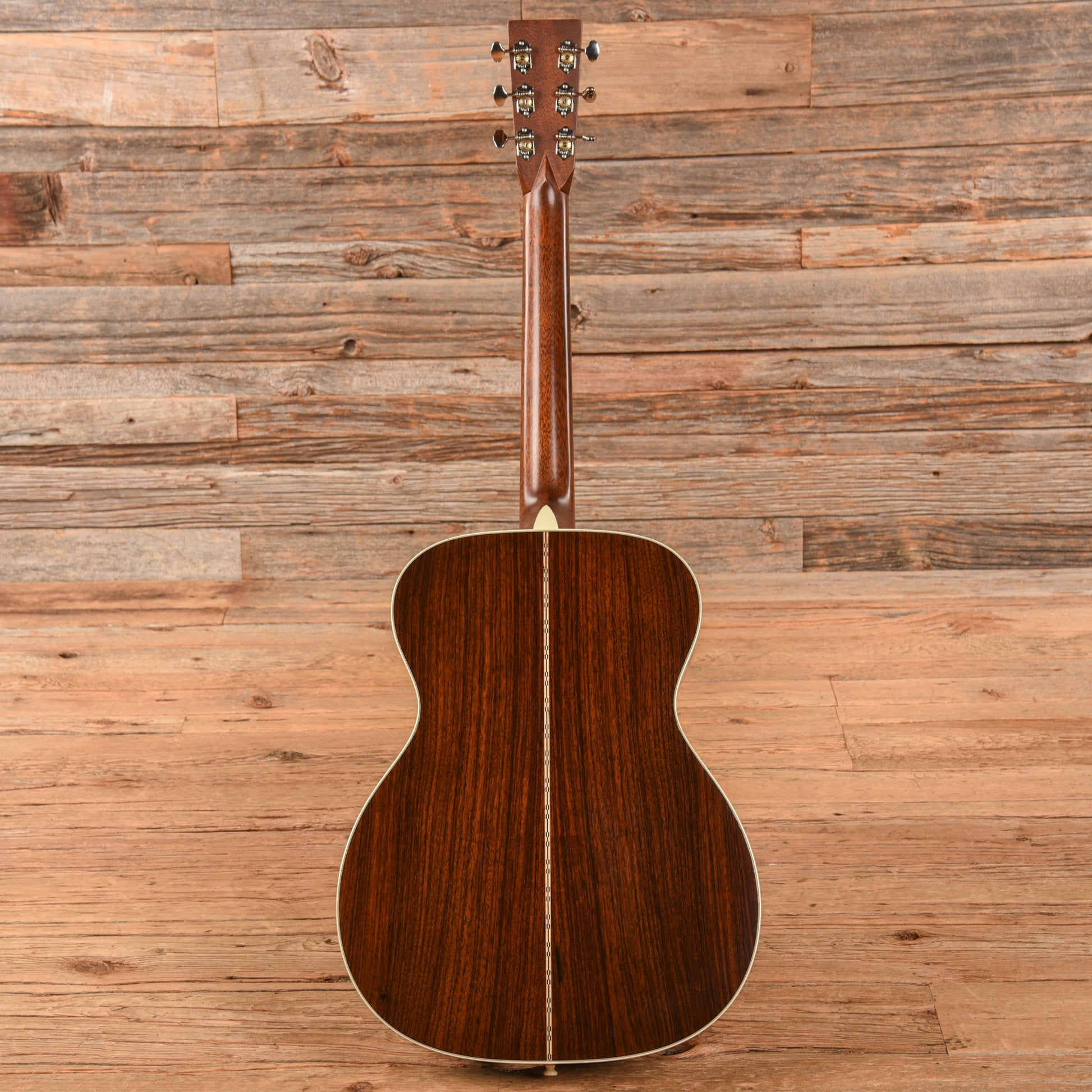 Martin Standard Series 000-28 Natural Acoustic Guitars / OM and Auditorium