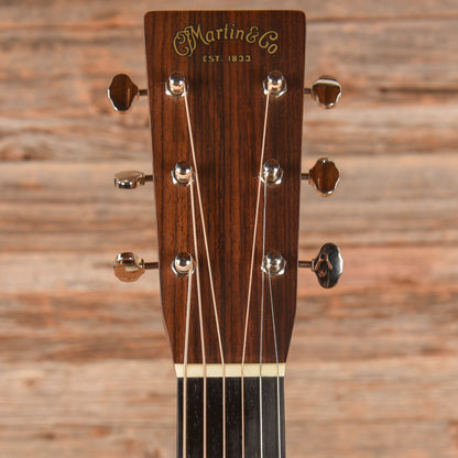 Martin Standard Series 000-28 Natural Acoustic Guitars / OM and Auditorium
