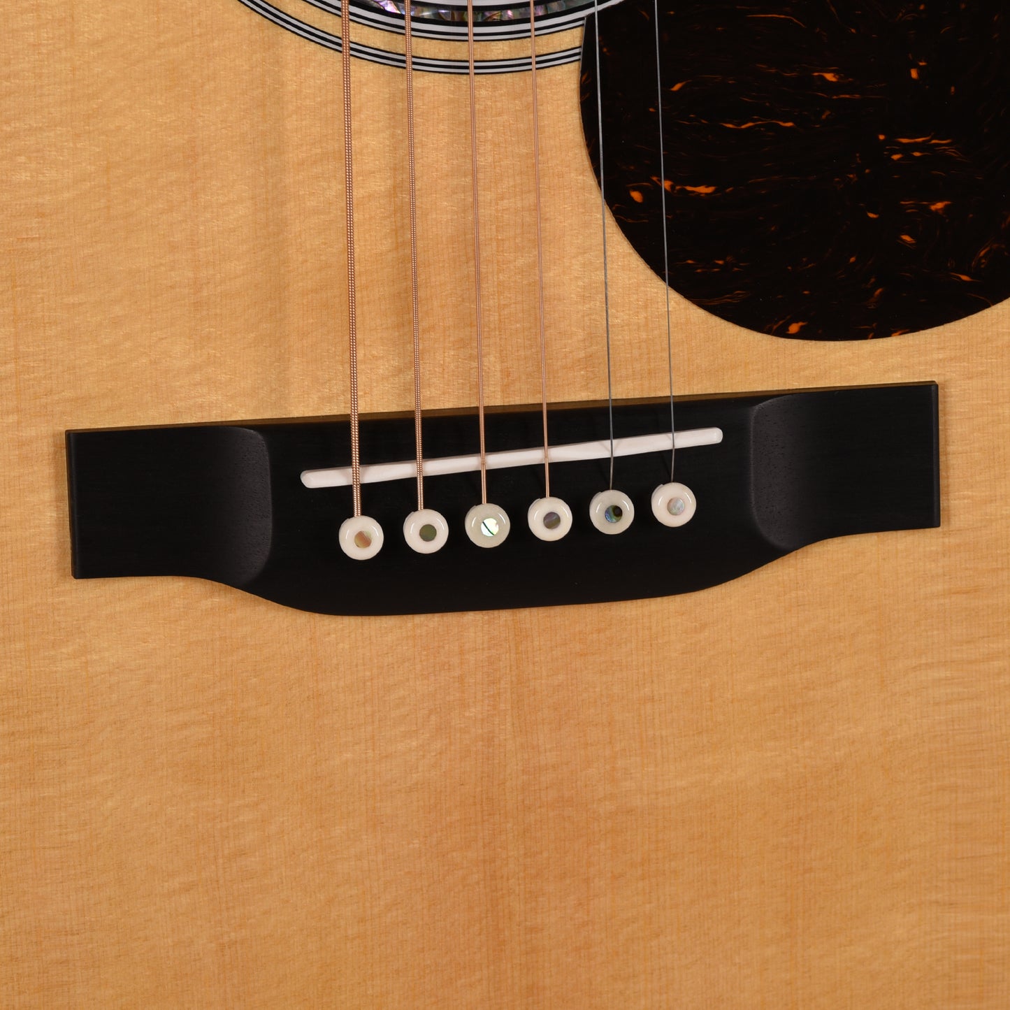 Martin Standard Series 000-42 Spruce/East Indian Rosewood Natural Acoustic Guitars / OM and Auditorium