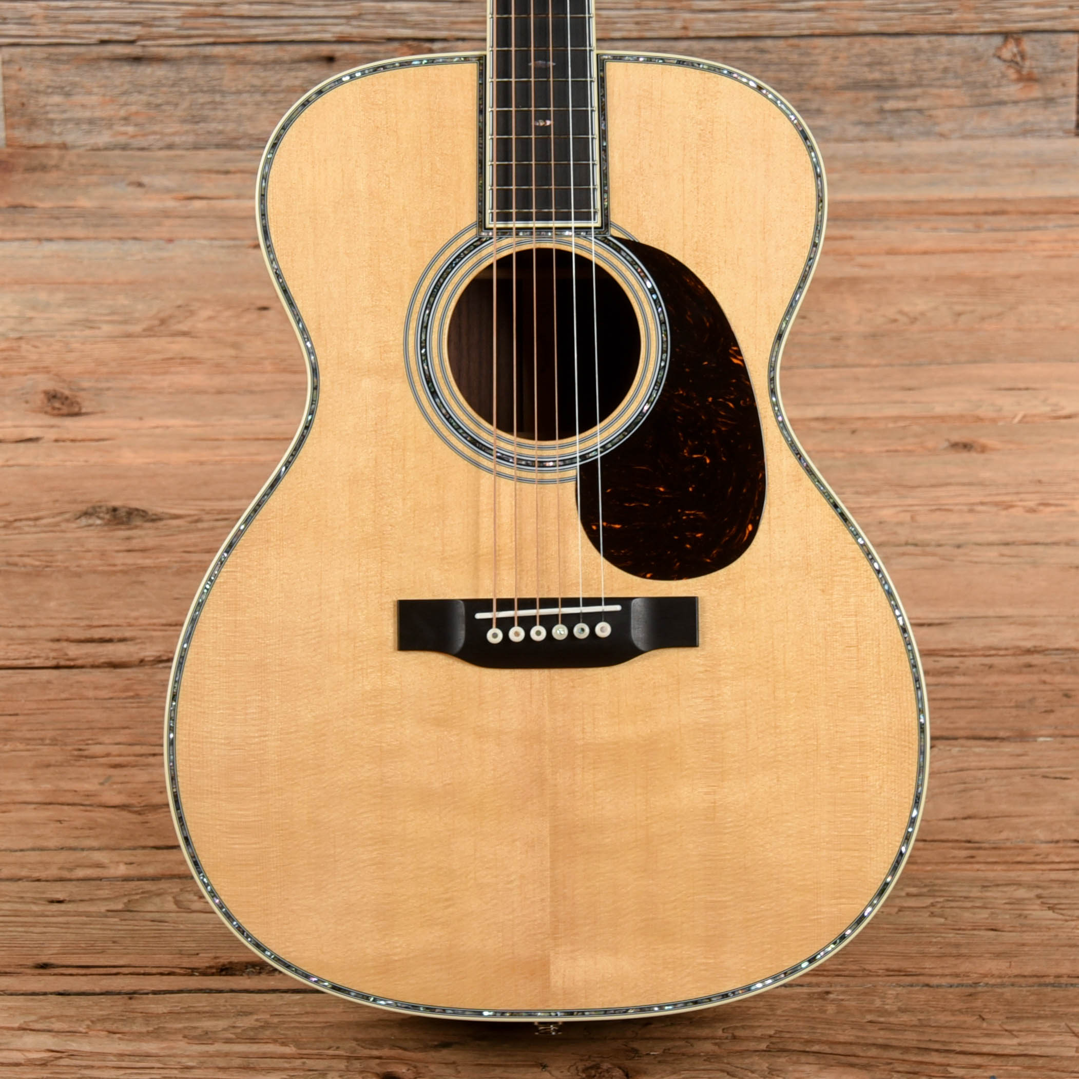 Martin Standard Series 000-42 Spruce/East Indian Rosewood Natural Acoustic Guitars / OM and Auditorium