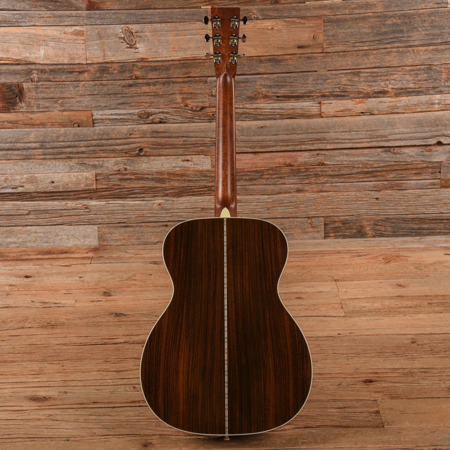 Martin Standard Series OM-28 Natural Acoustic Guitars / OM and Auditorium