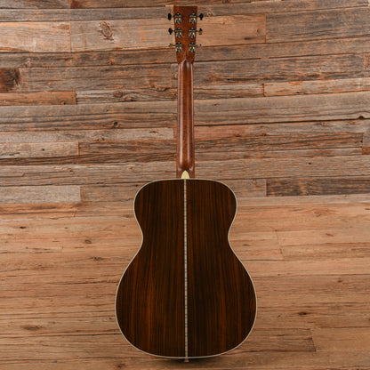 Martin Standard Series OM-28 Natural Acoustic Guitars / OM and Auditorium