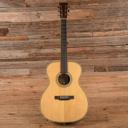 Martin Standard Series OM-28 Natural Acoustic Guitars / OM and Auditorium