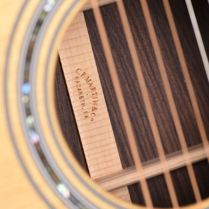 Martin Standard Series OM-42 Spruce/East Indian Rosewood Natural Acoustic Guitars / OM and Auditorium