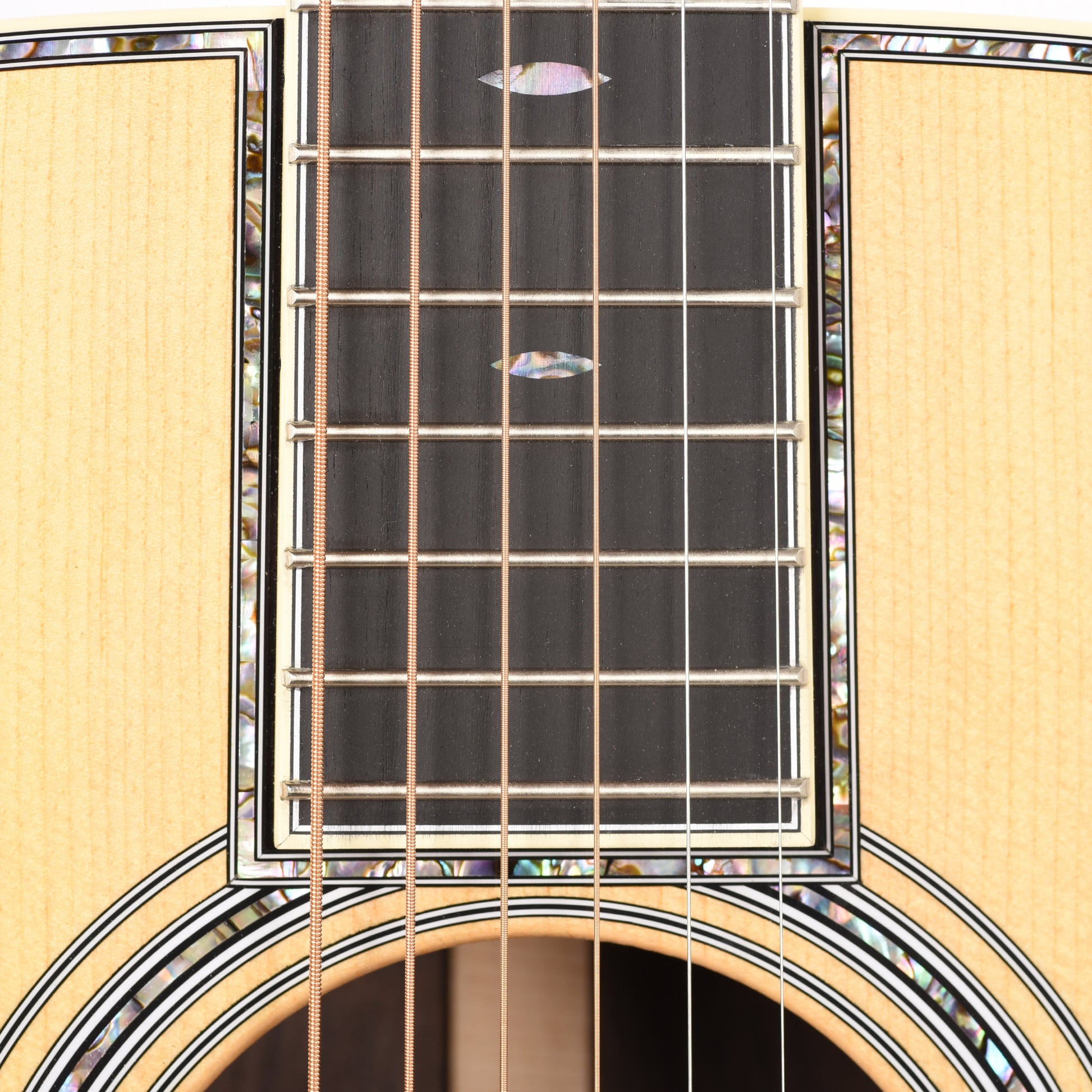 Martin Standard Series OM-42 Spruce/East Indian Rosewood Natural Acoustic Guitars / OM and Auditorium