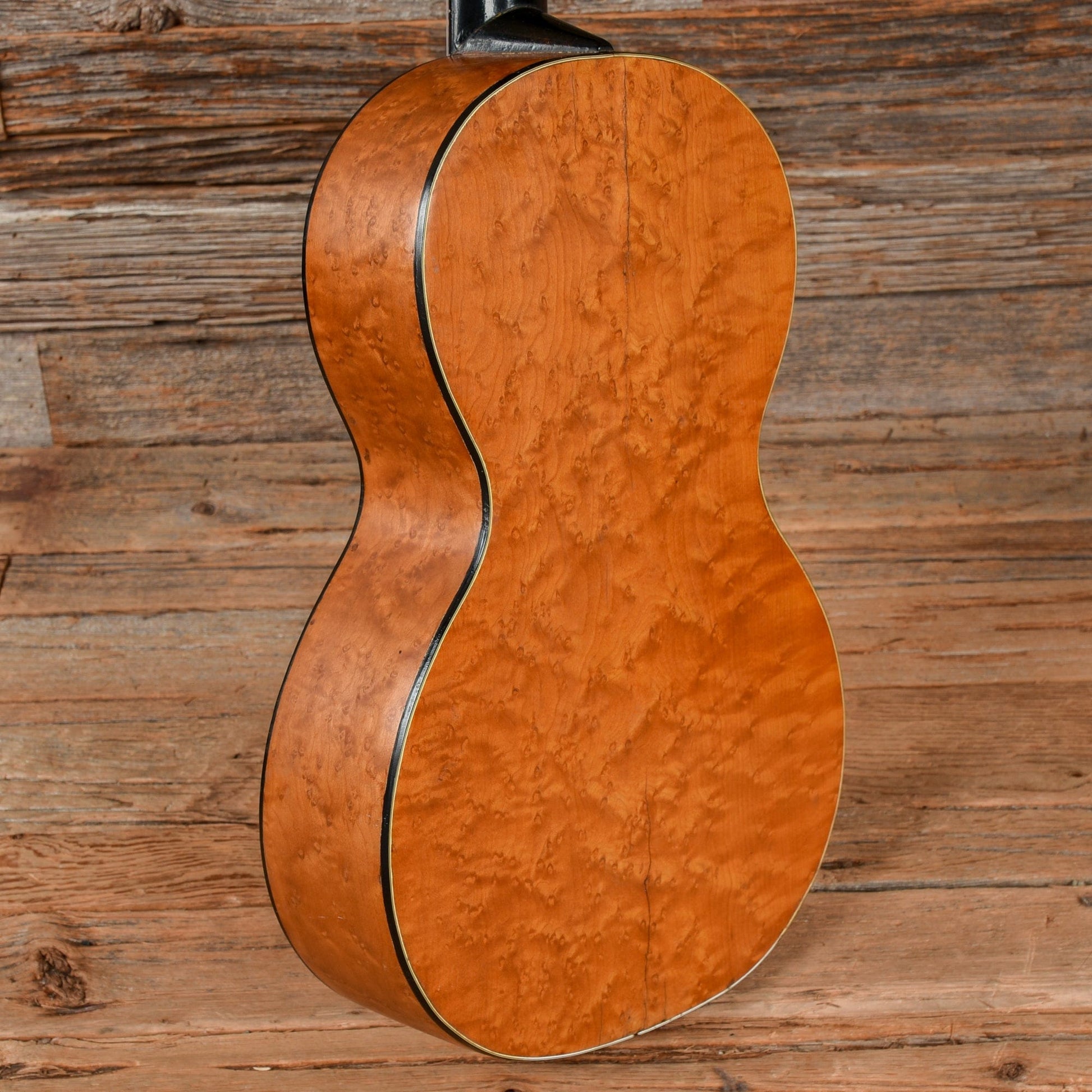 Martin & Bruno Parlor w/Ivory Bridge Natural 1830s