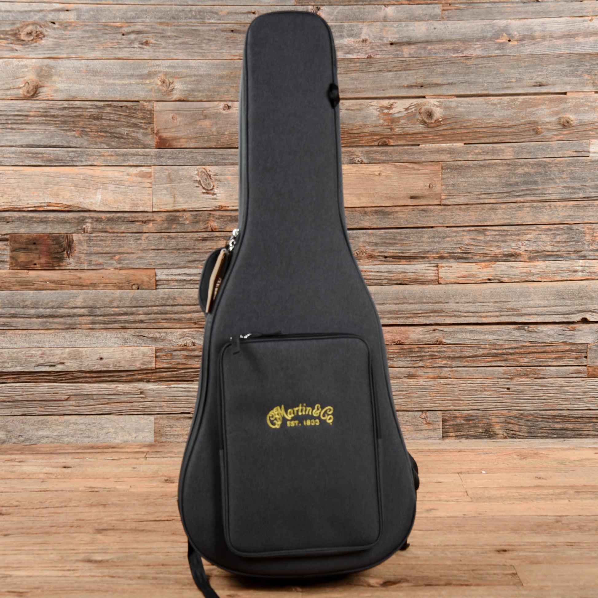 Martin D-10E-01  2023
