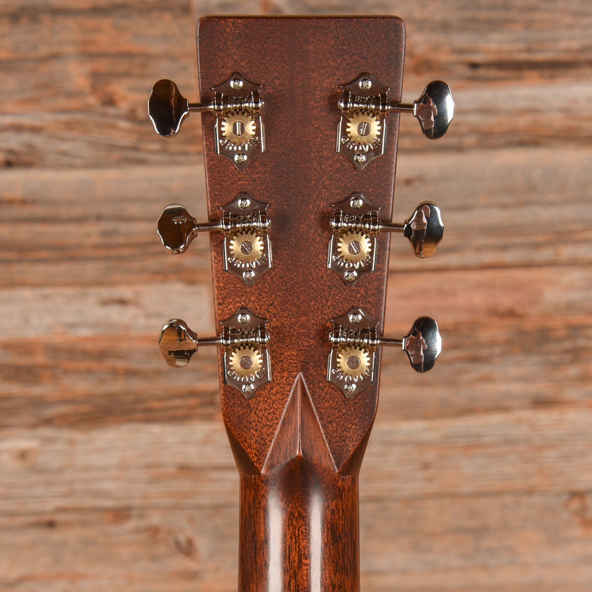 Martin Standard Series OM-28 Sunburst 2021