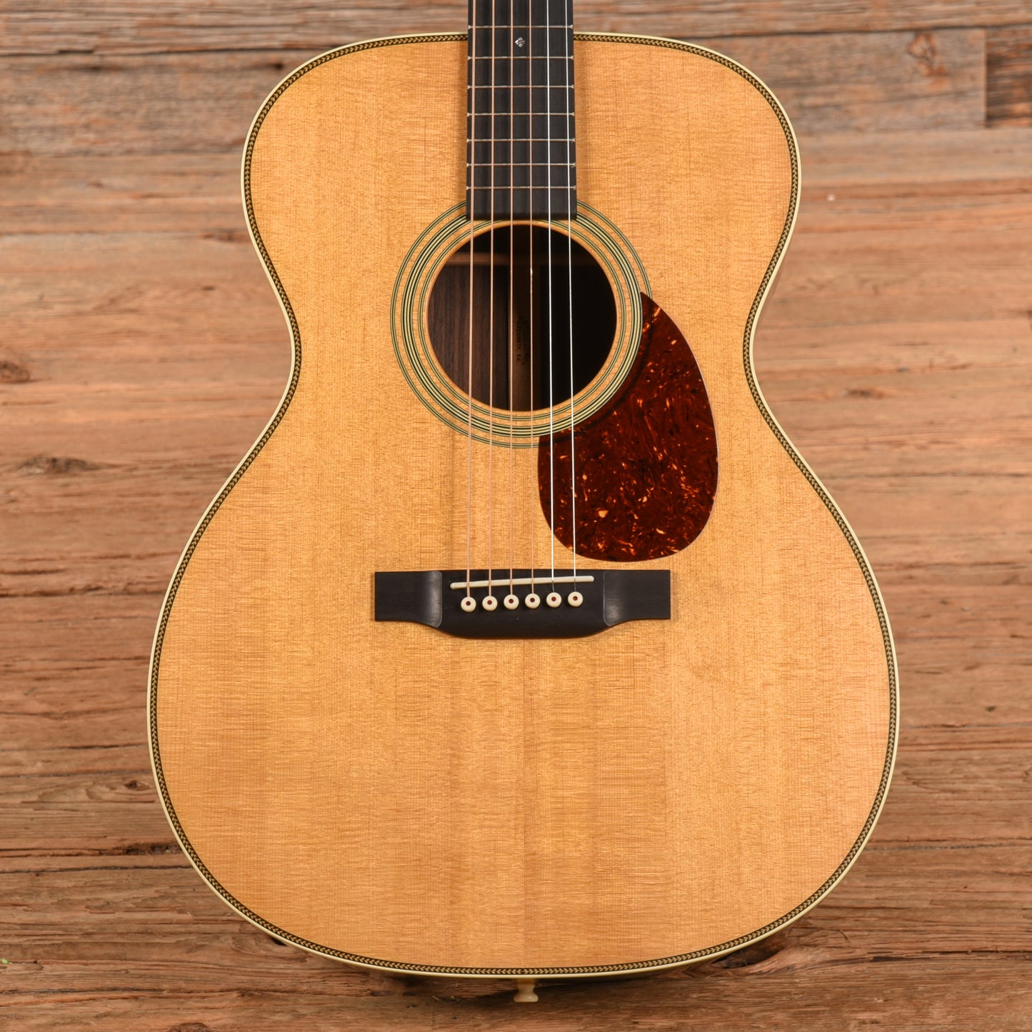 Martin Standard Series OM-28 Sunburst 2021