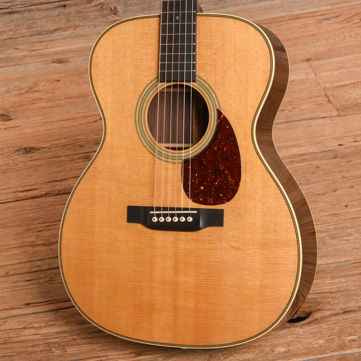 Martin Standard Series OM-28 Sunburst 2021