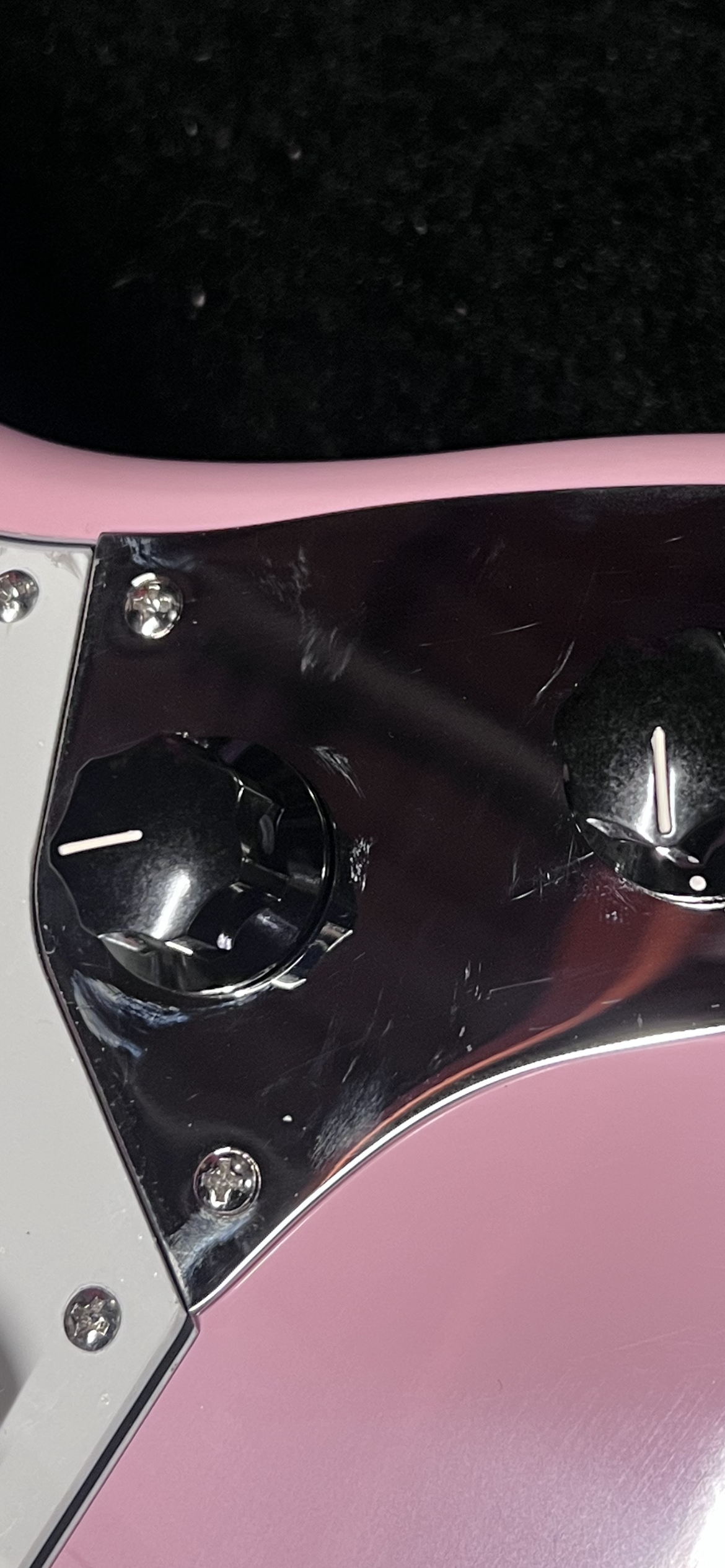 Squier Classic Vibe Bass VI Shell Pink w/Matching Headcap & 3-Ply Parchment Pickguard