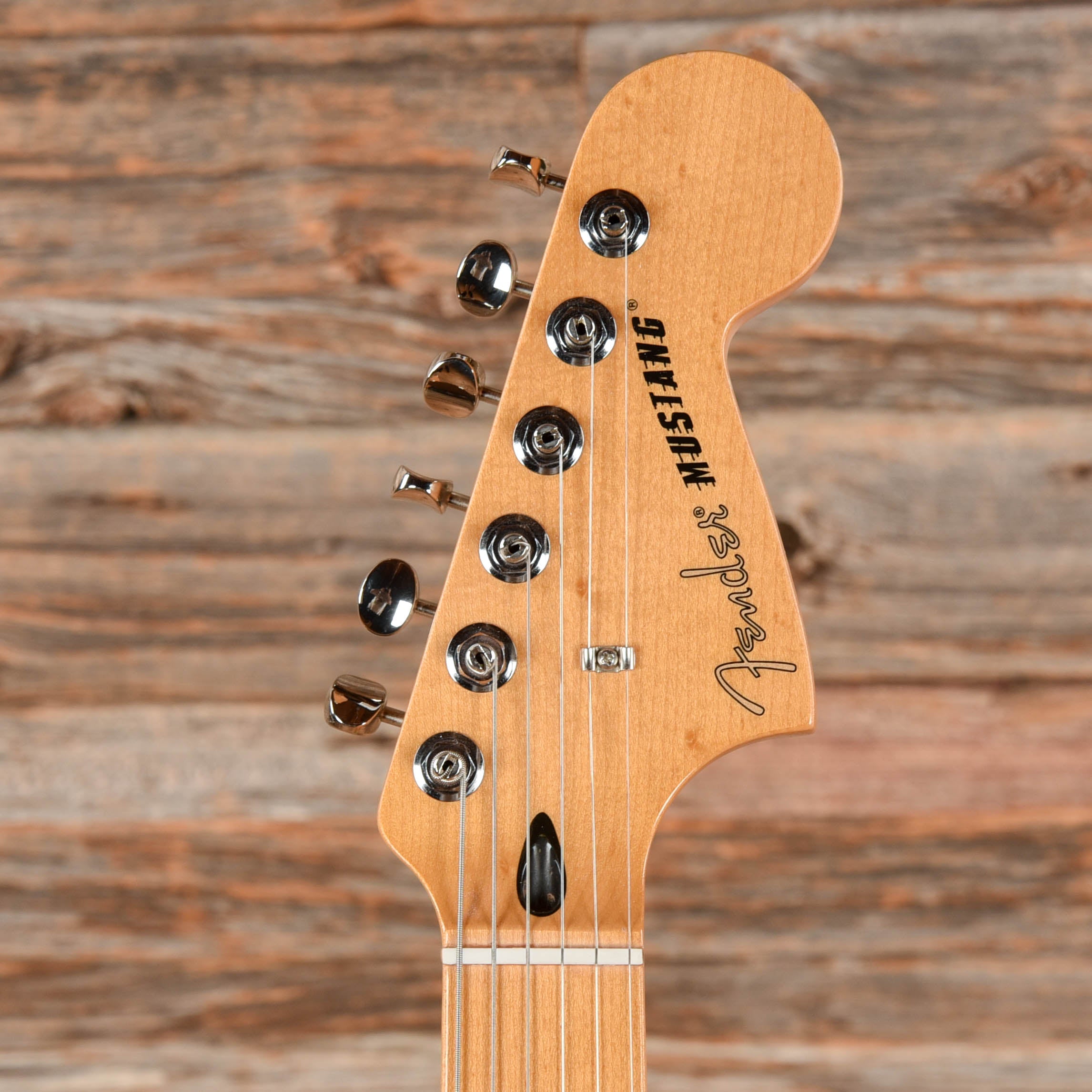 Fender Player II Mustang Hialeah Yellow 2024