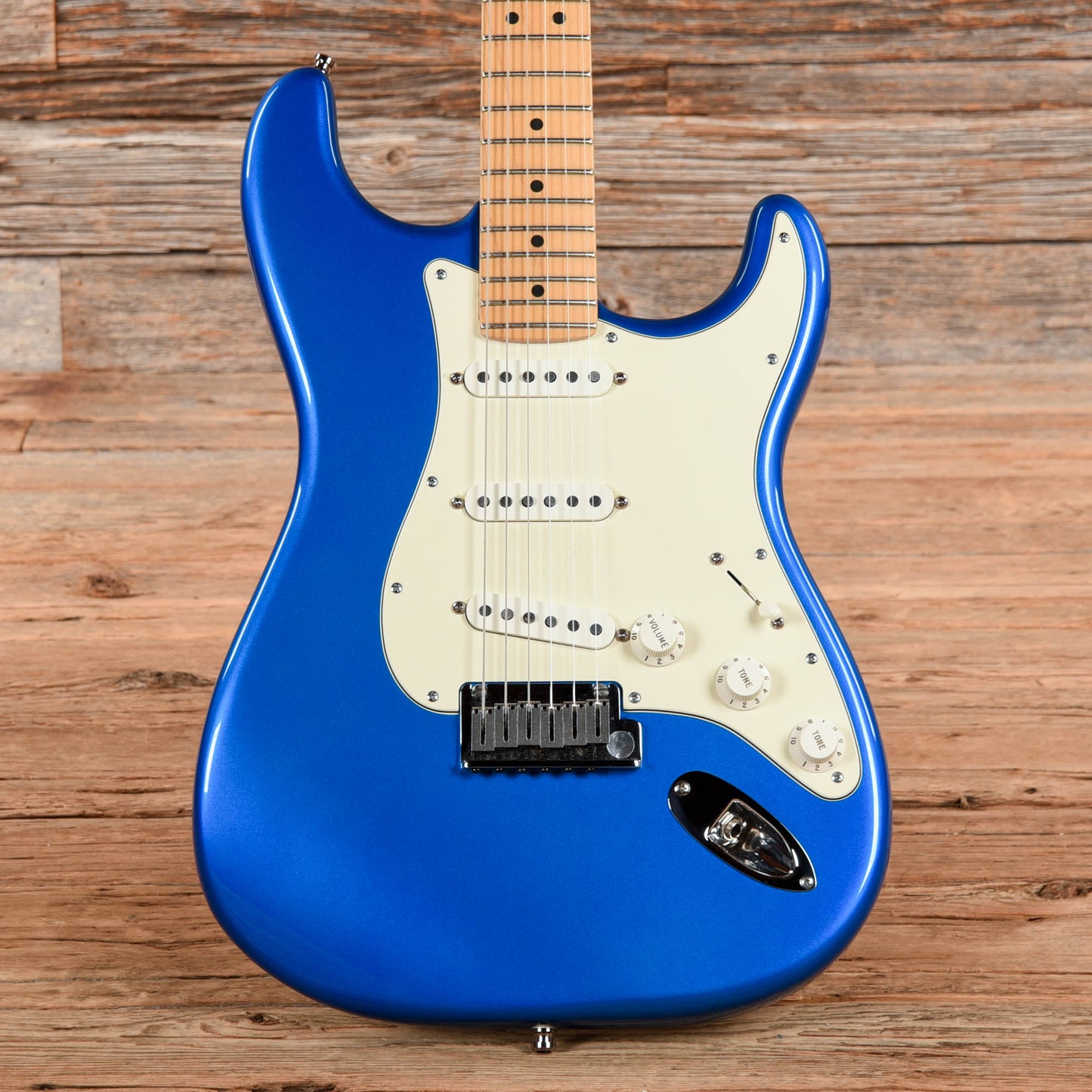 Fender American Series Stratocaster Chrome Blue 2002