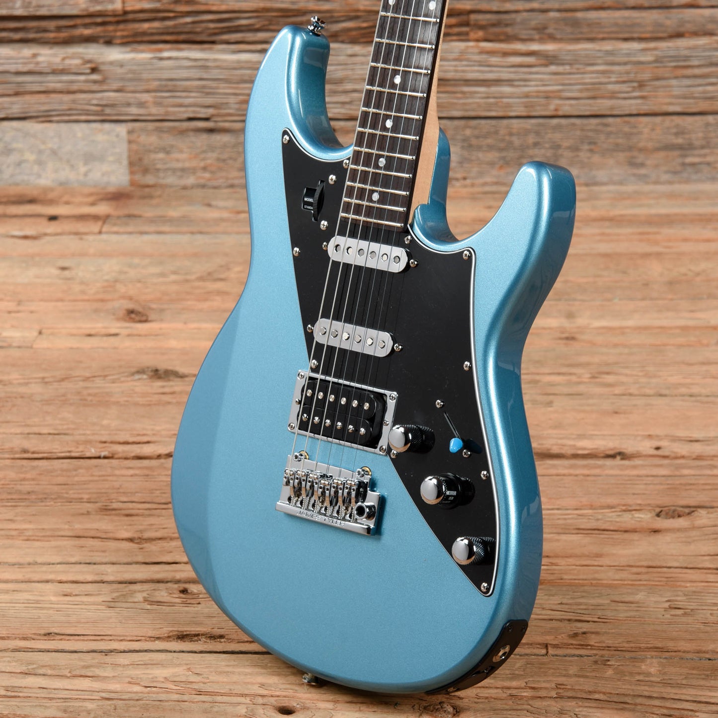 Line 6 JTV-69 James Tyler Variax Lake Placid Blue 2017