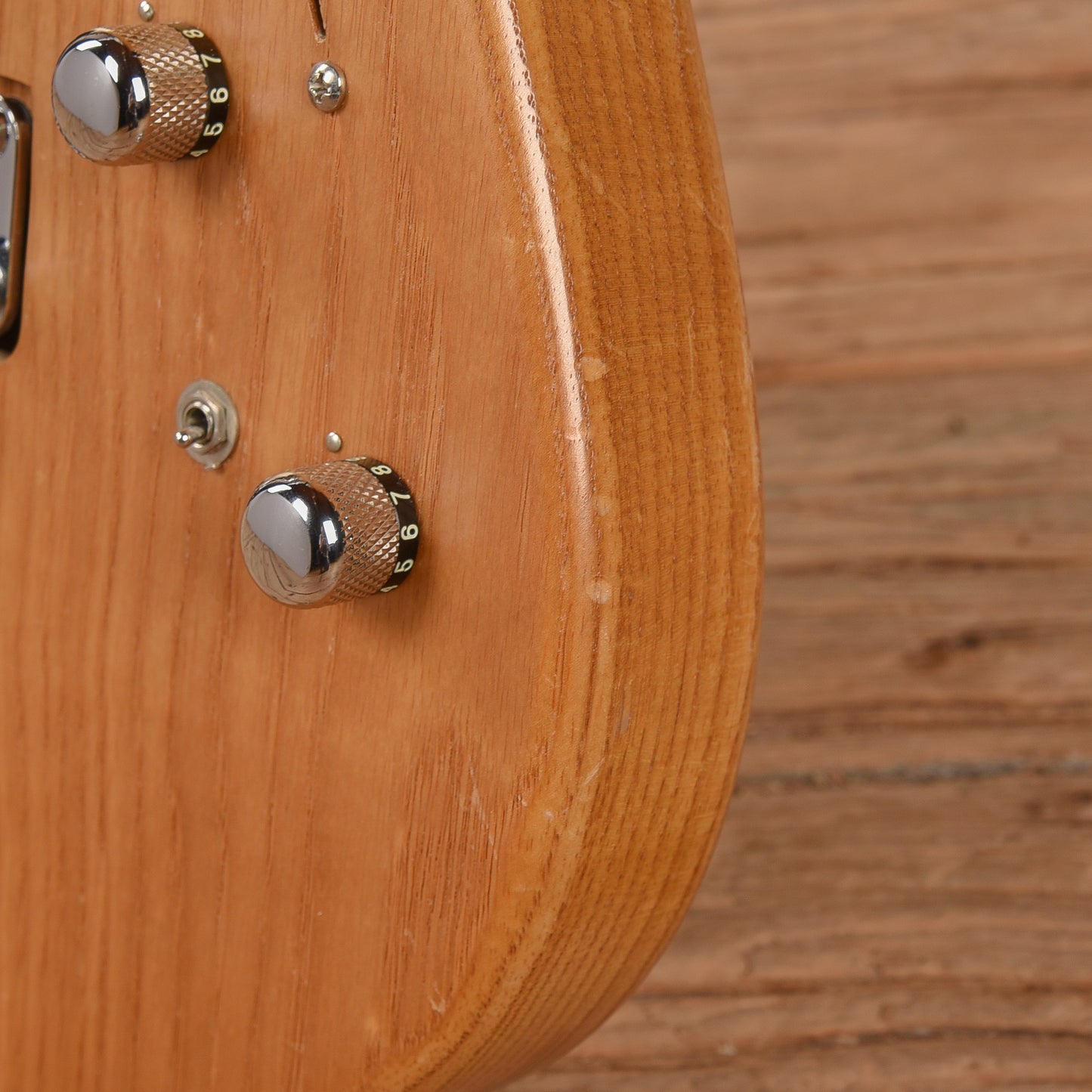 Charvel Guthrie Govan USA Signature HSH Natural Caramelized Ash 2018