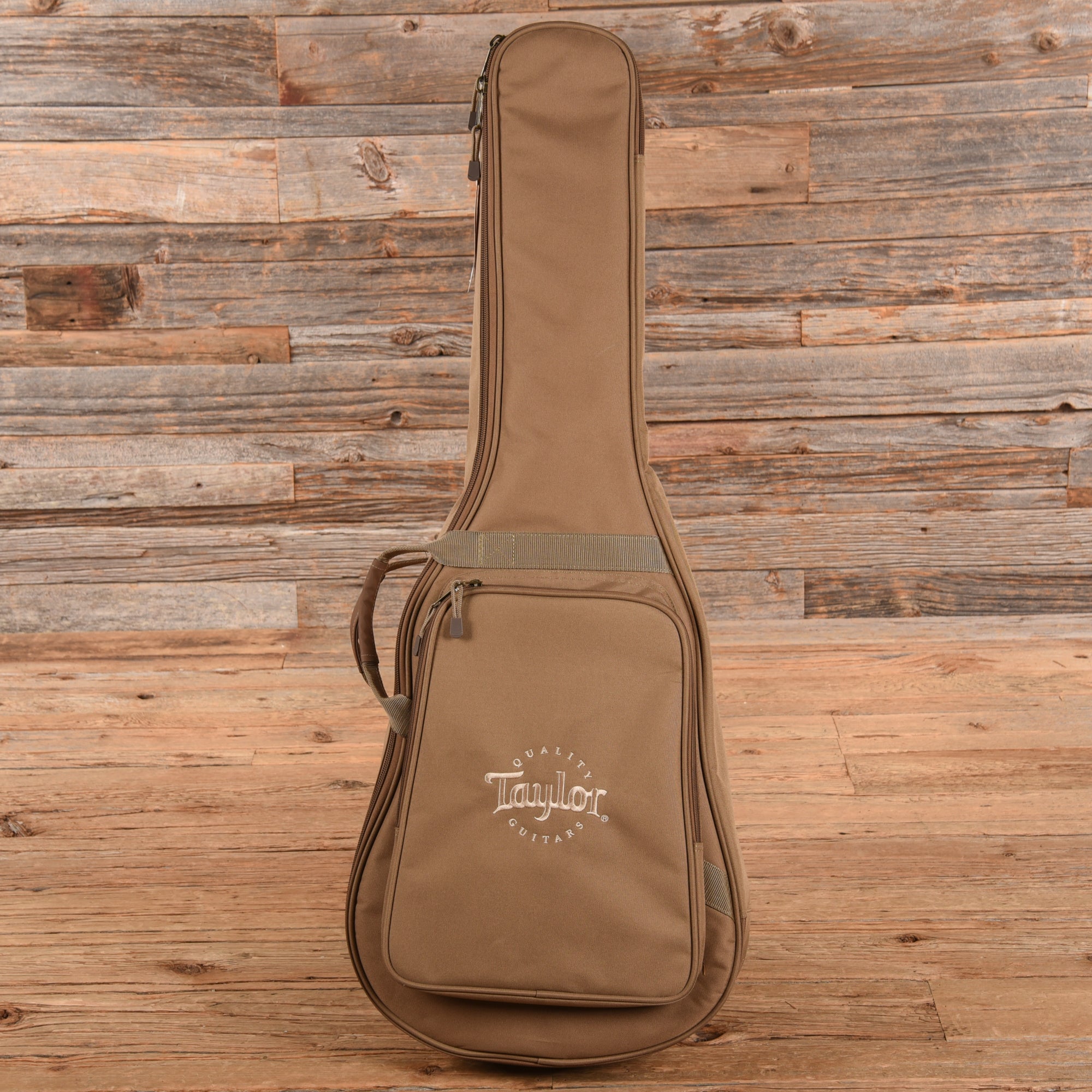 Taylor Academy 12e Natural 2021