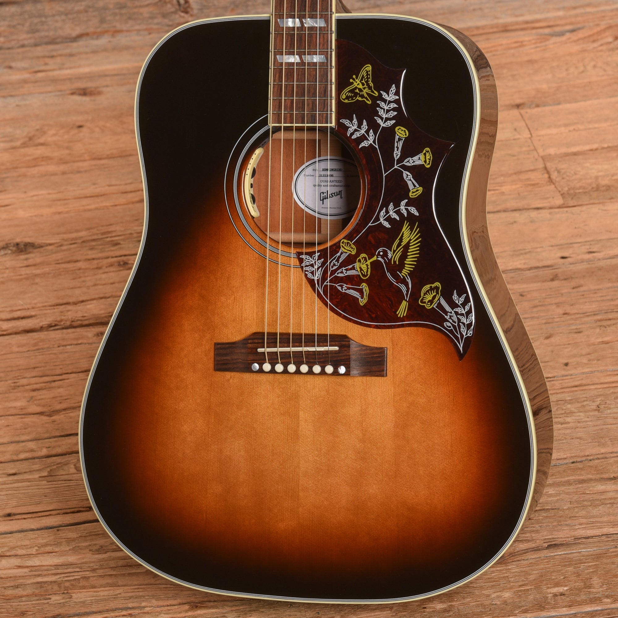 Gibson Modern Hummingbird Standard Sunburst 2023