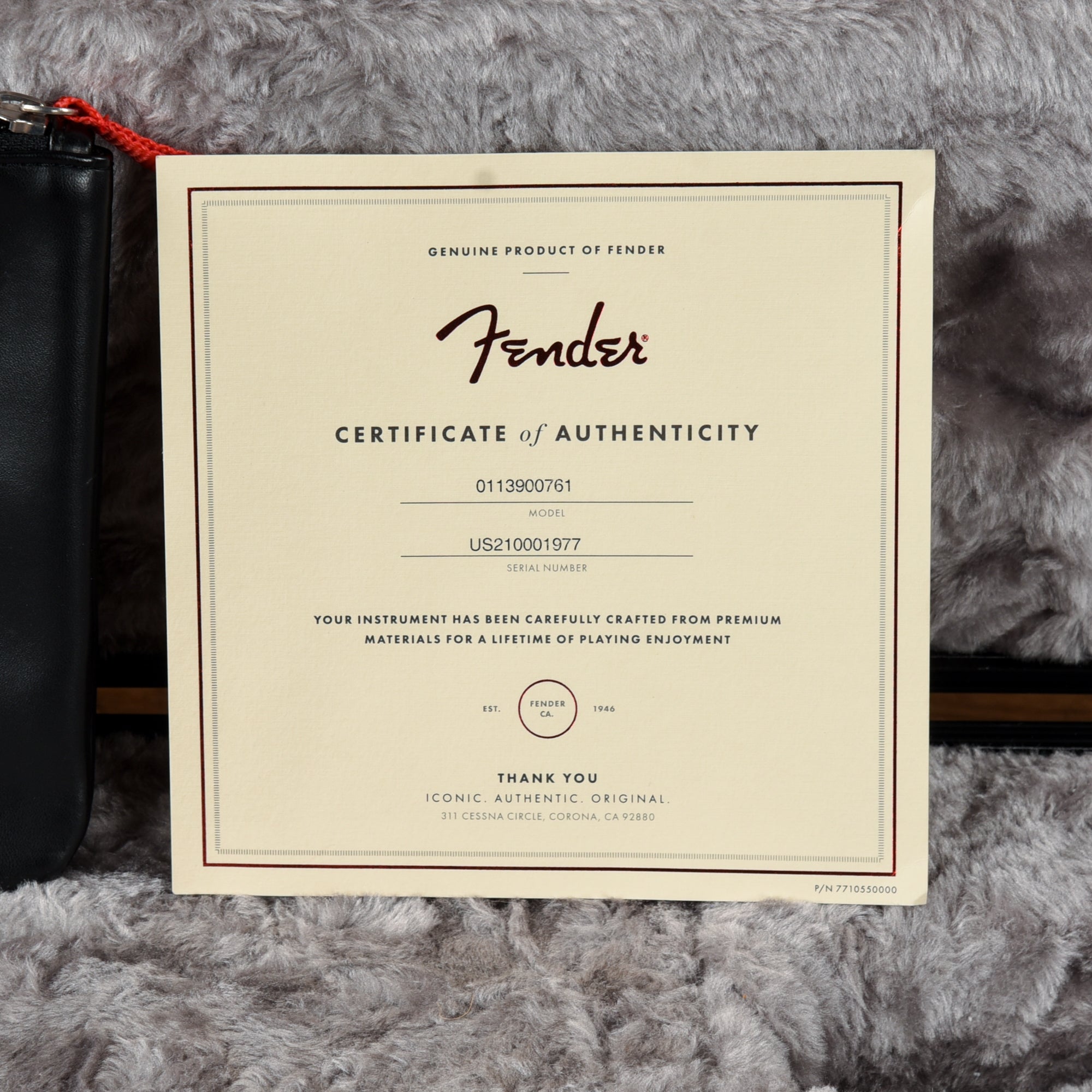 Fender American Professional II Stratocaster Dark Night 2021