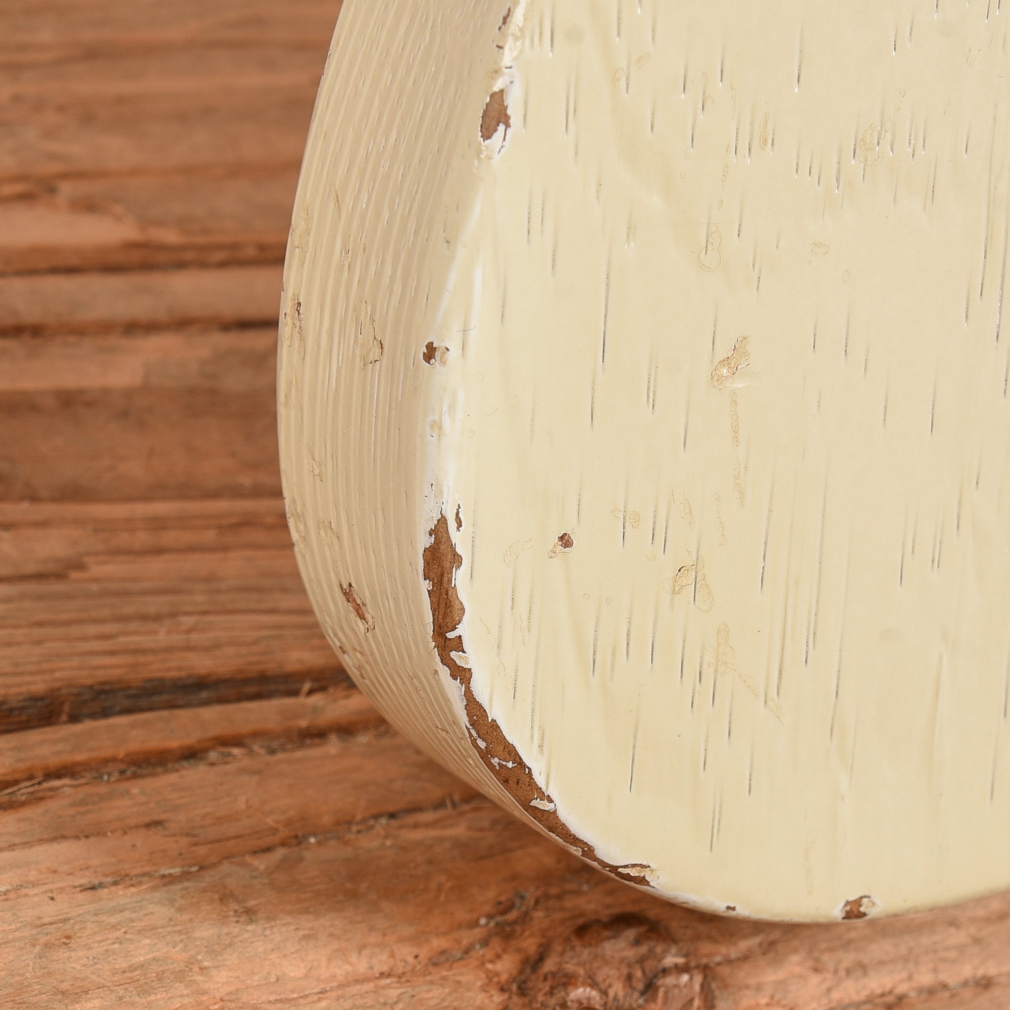 Novo Voltur Aged White 2021