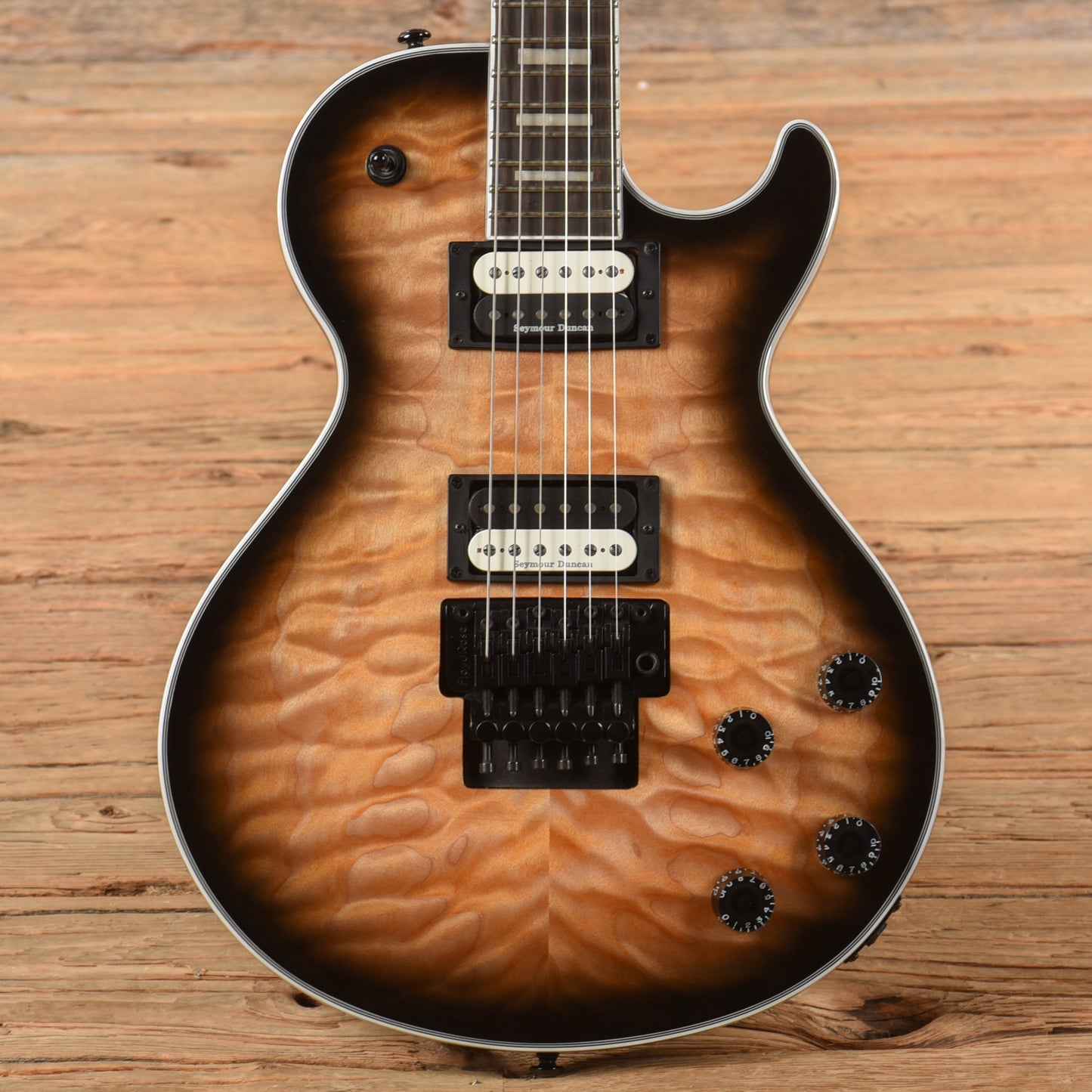 Dean Guitars Thoroughbred Select Floyd Rose Quilt Sunburst 2021