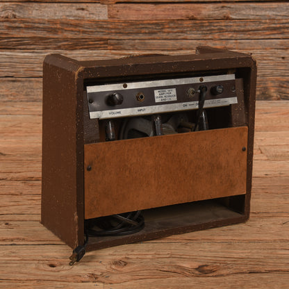 Silvertone Model 1451 3-Watt 1x6" Guitar Combo  1950s