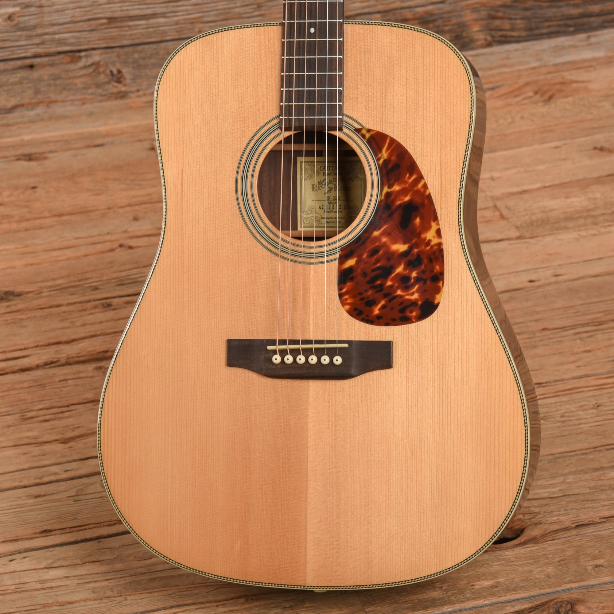 Recording King RD-328 Deluxe Dreadnought Natural