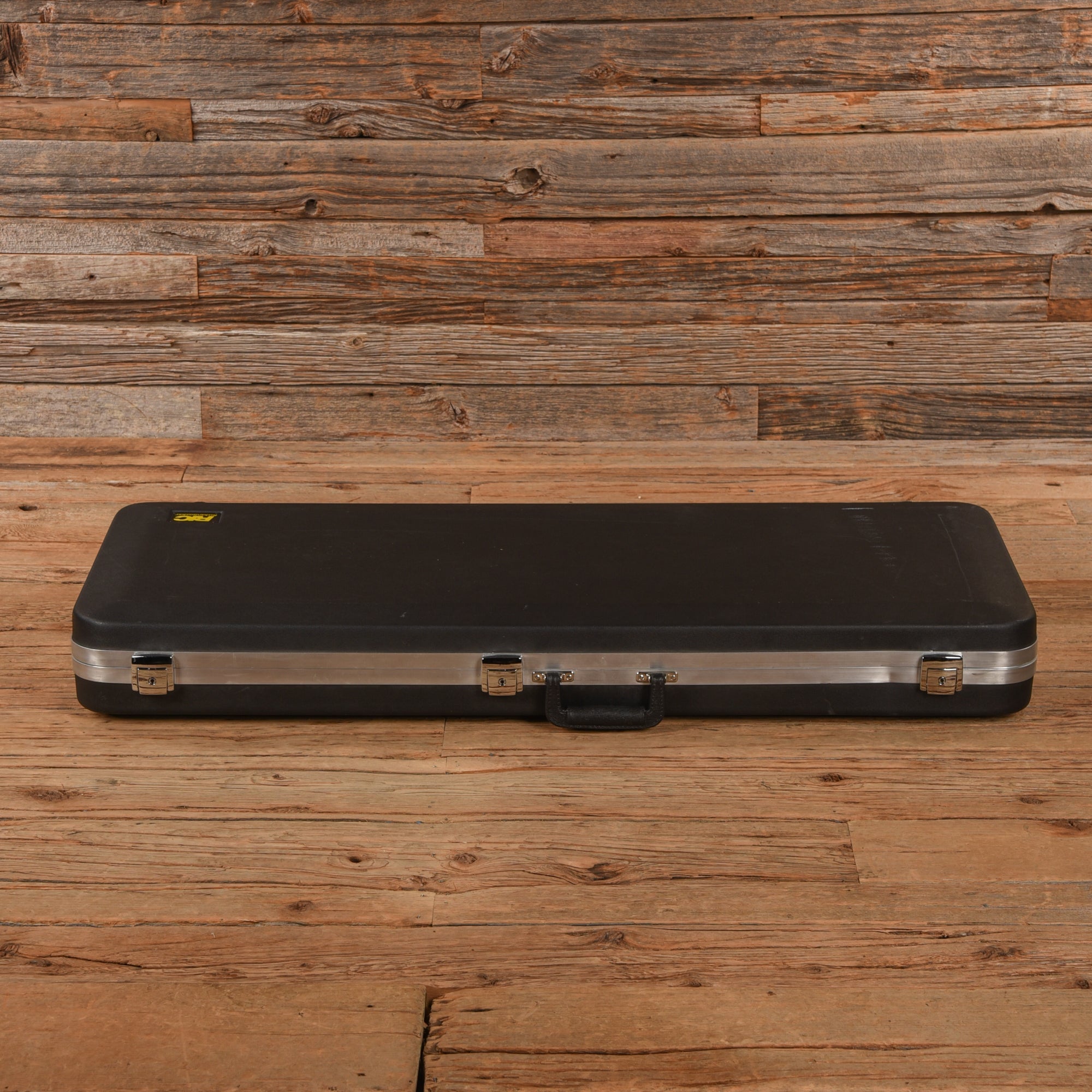 Rickenbacker 330-12 Jetglo 2023