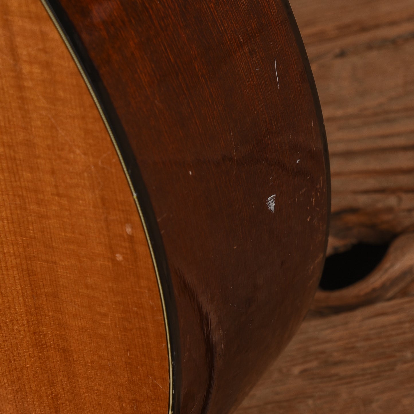 Yamaha FG-140 Red Label  1970