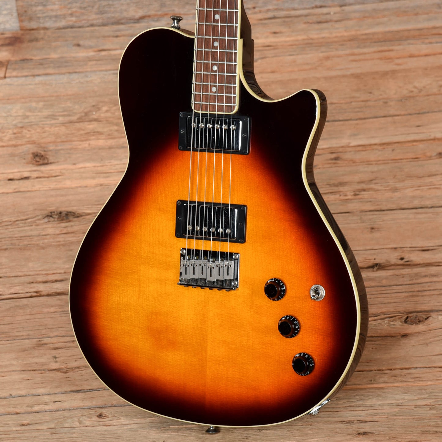 Ovation VXT Hybrid Sunburst 2007