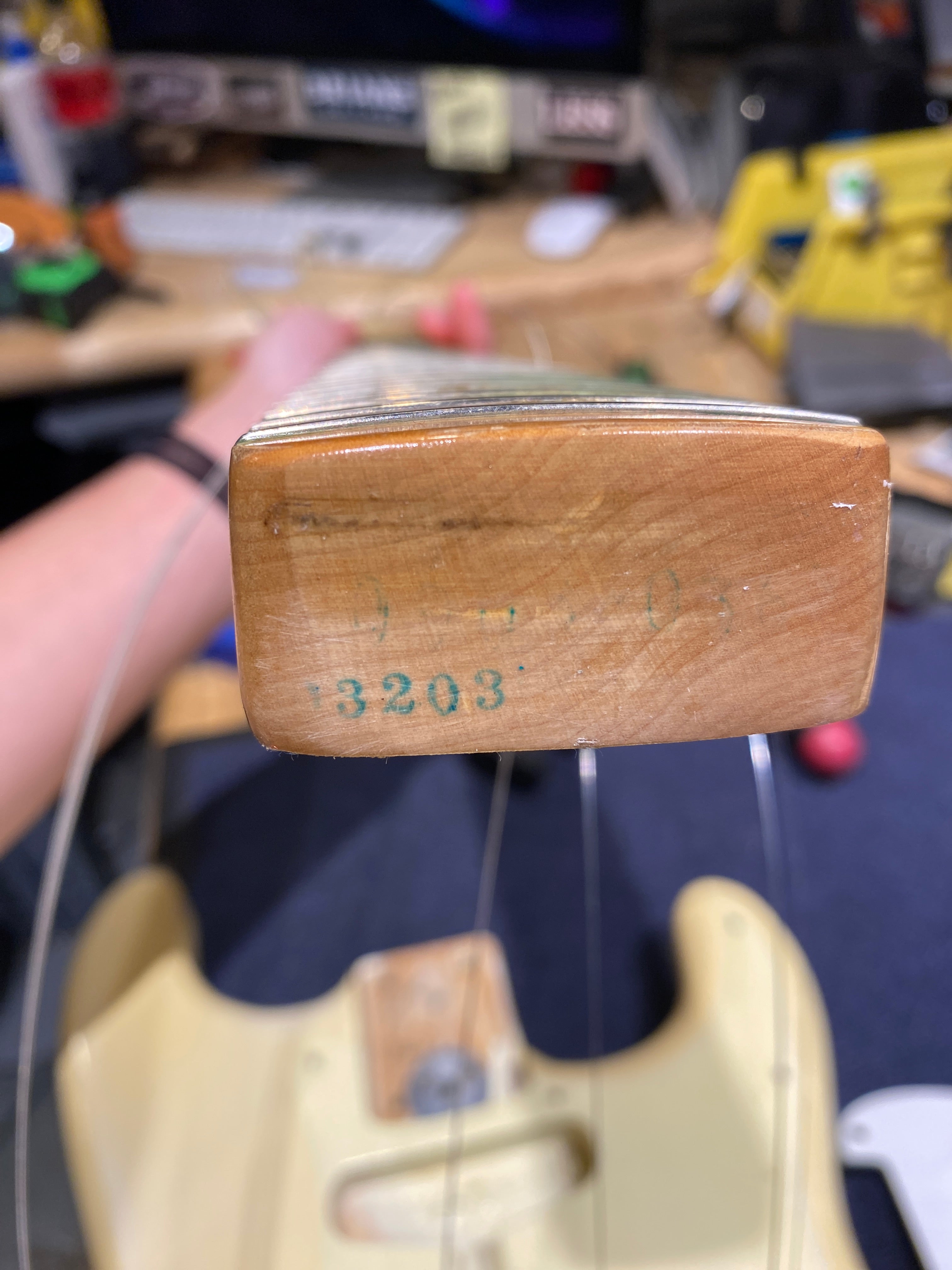 Fender Stratocaster Olympic White 1976