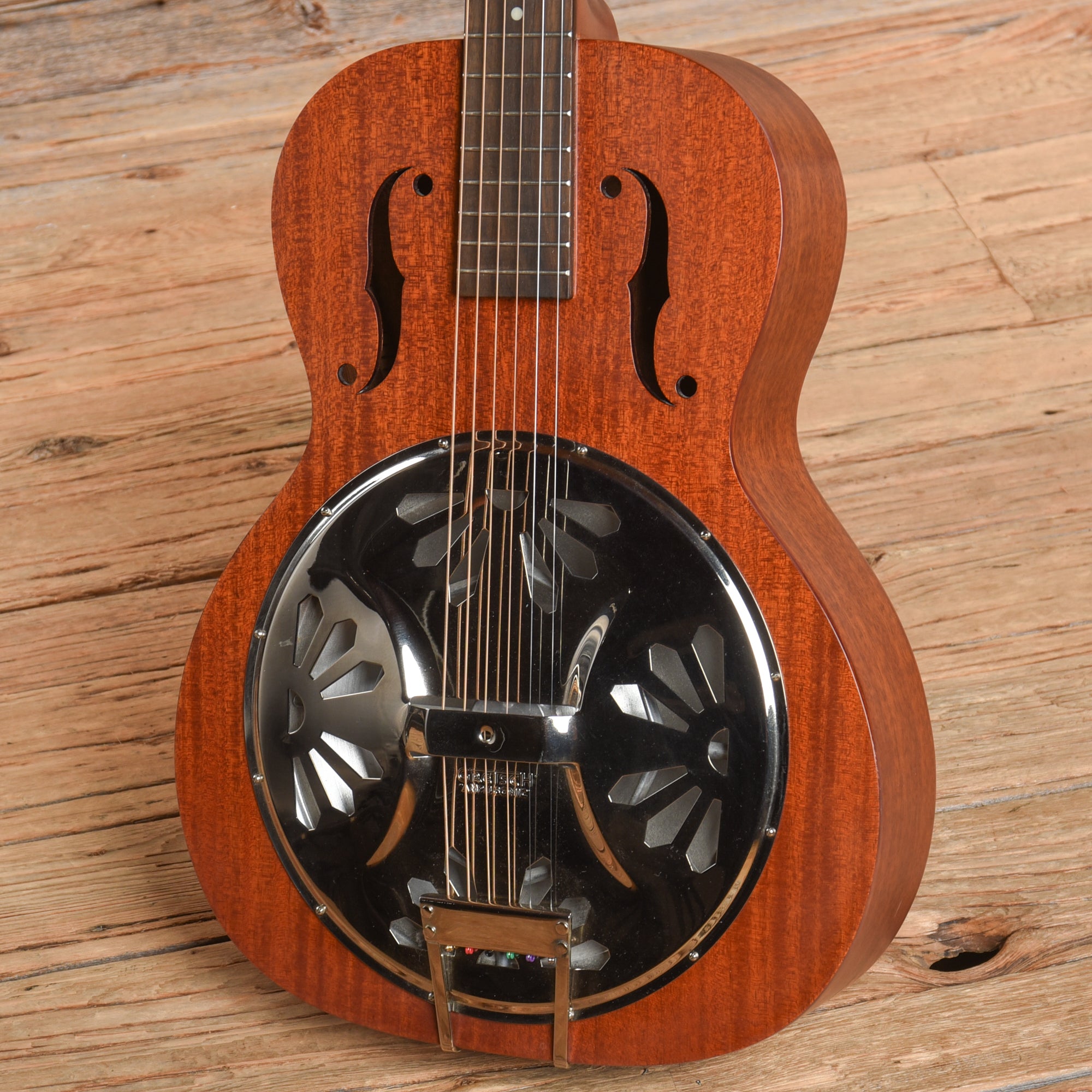 Gretsch G9200 Boxcar Round Neck Resonator Brown 2016