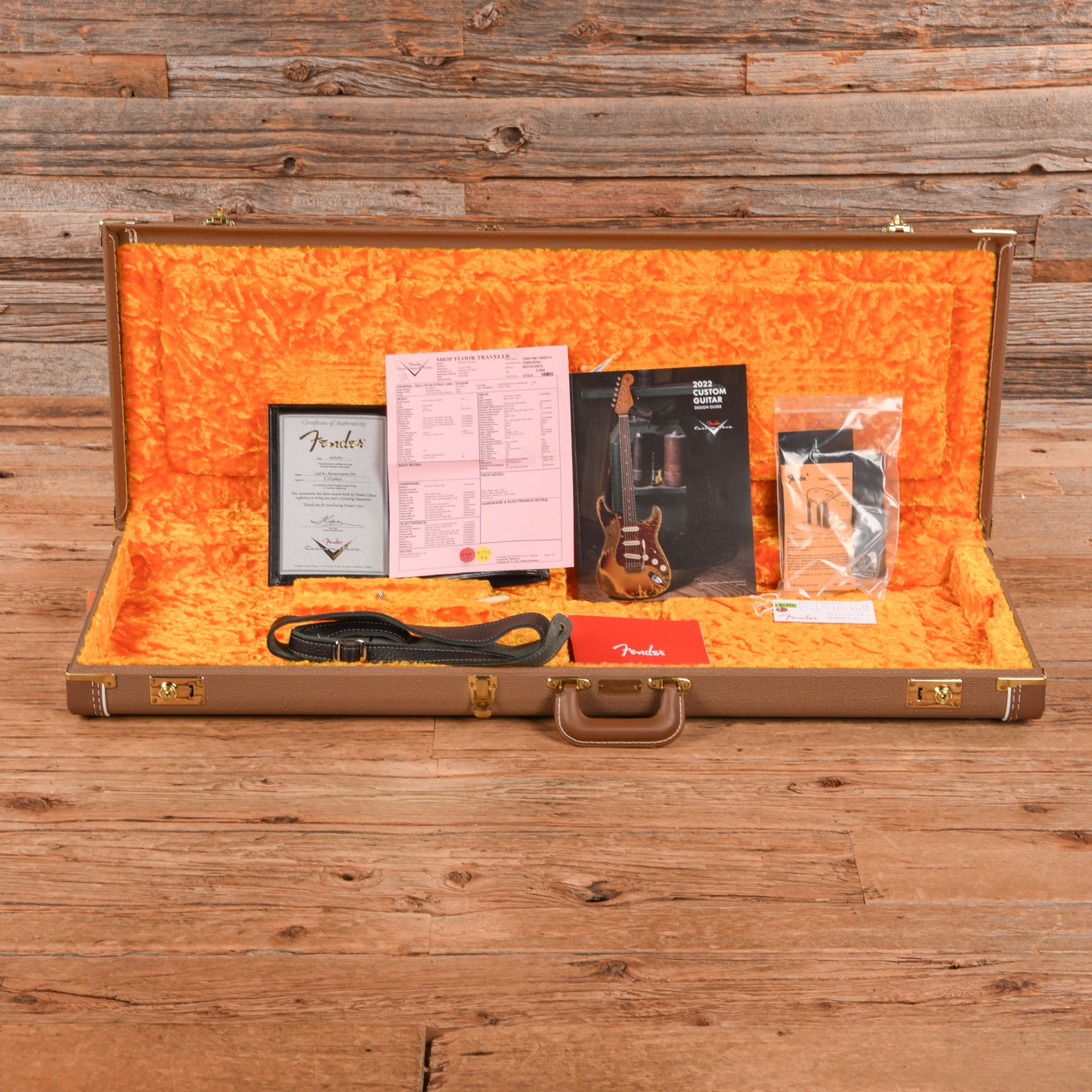 Fender Custom Shop '60 Stratocaster Journeyman Relic Shell Pink 2022