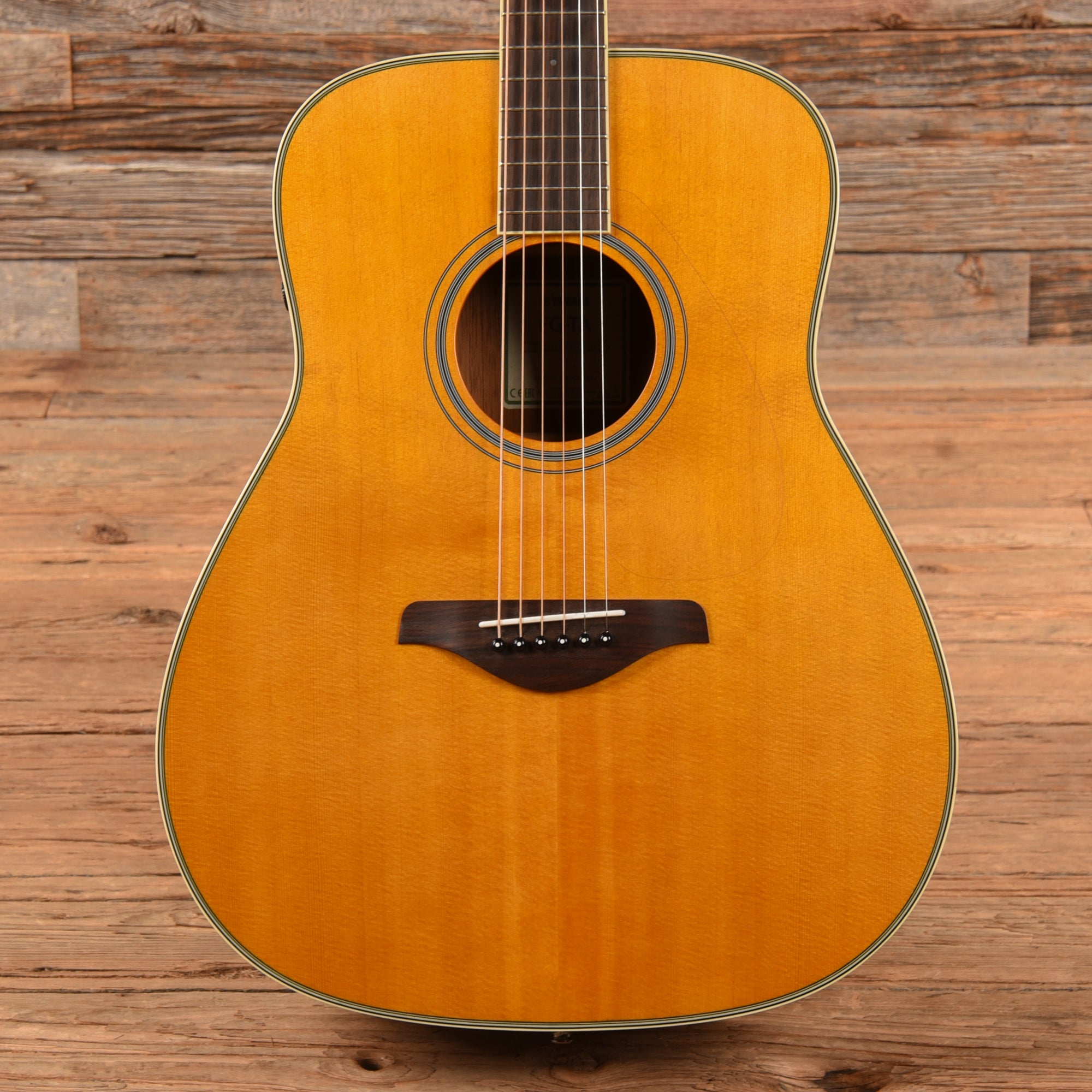 Yamaha FG-TA Natural