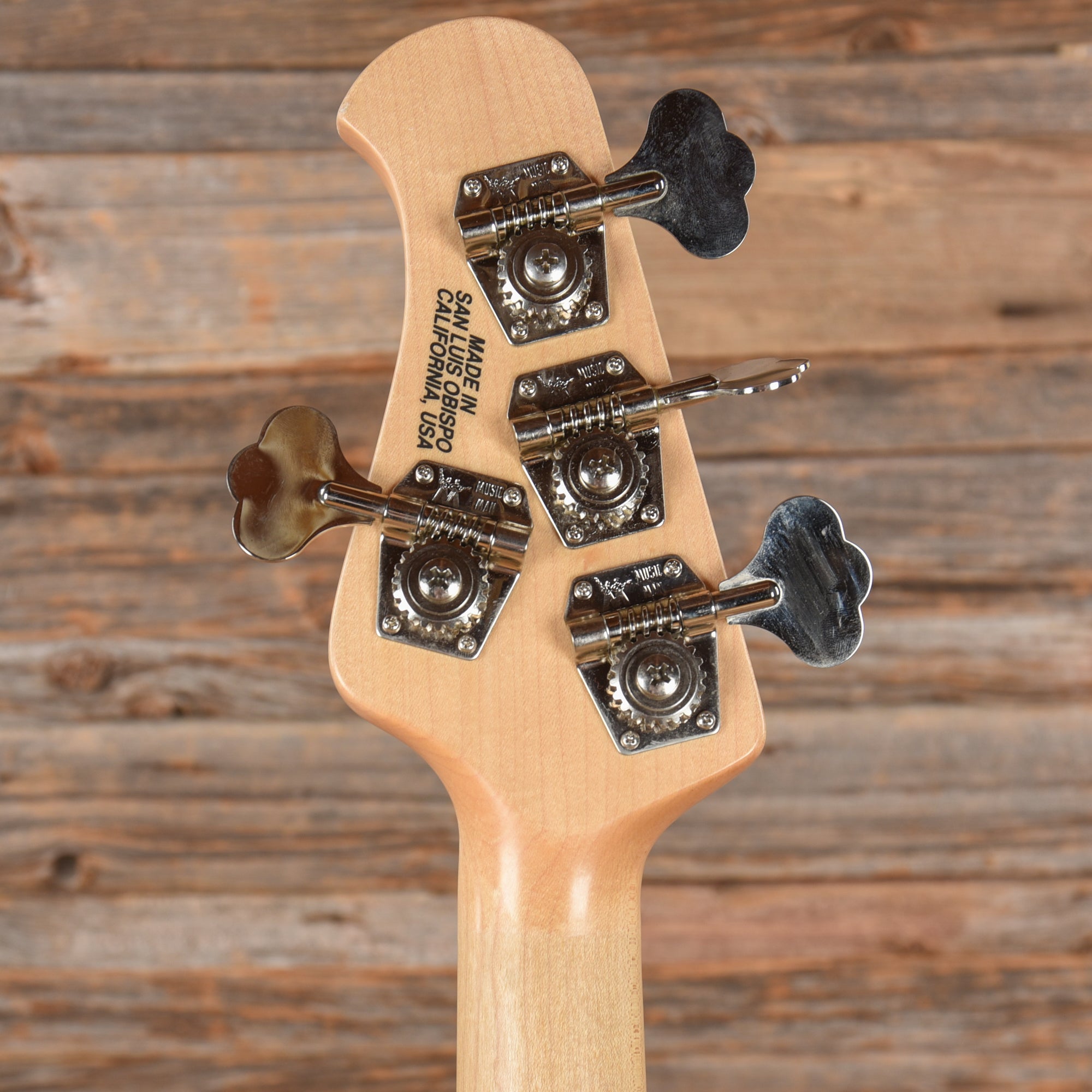 Music Man StingRay Classic White