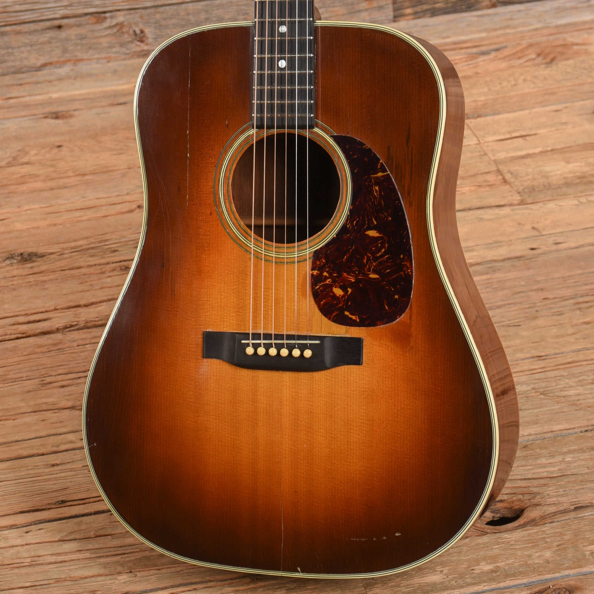 Martin D-28 Sunburst 1964