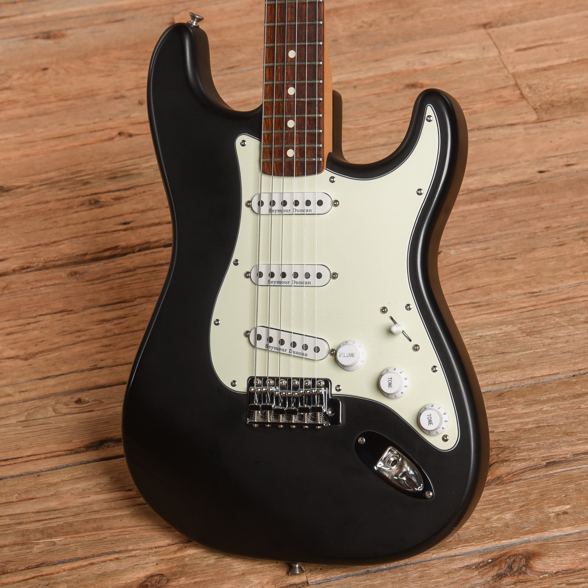 Fender Deluxe Stratocaster Flat Black 2002