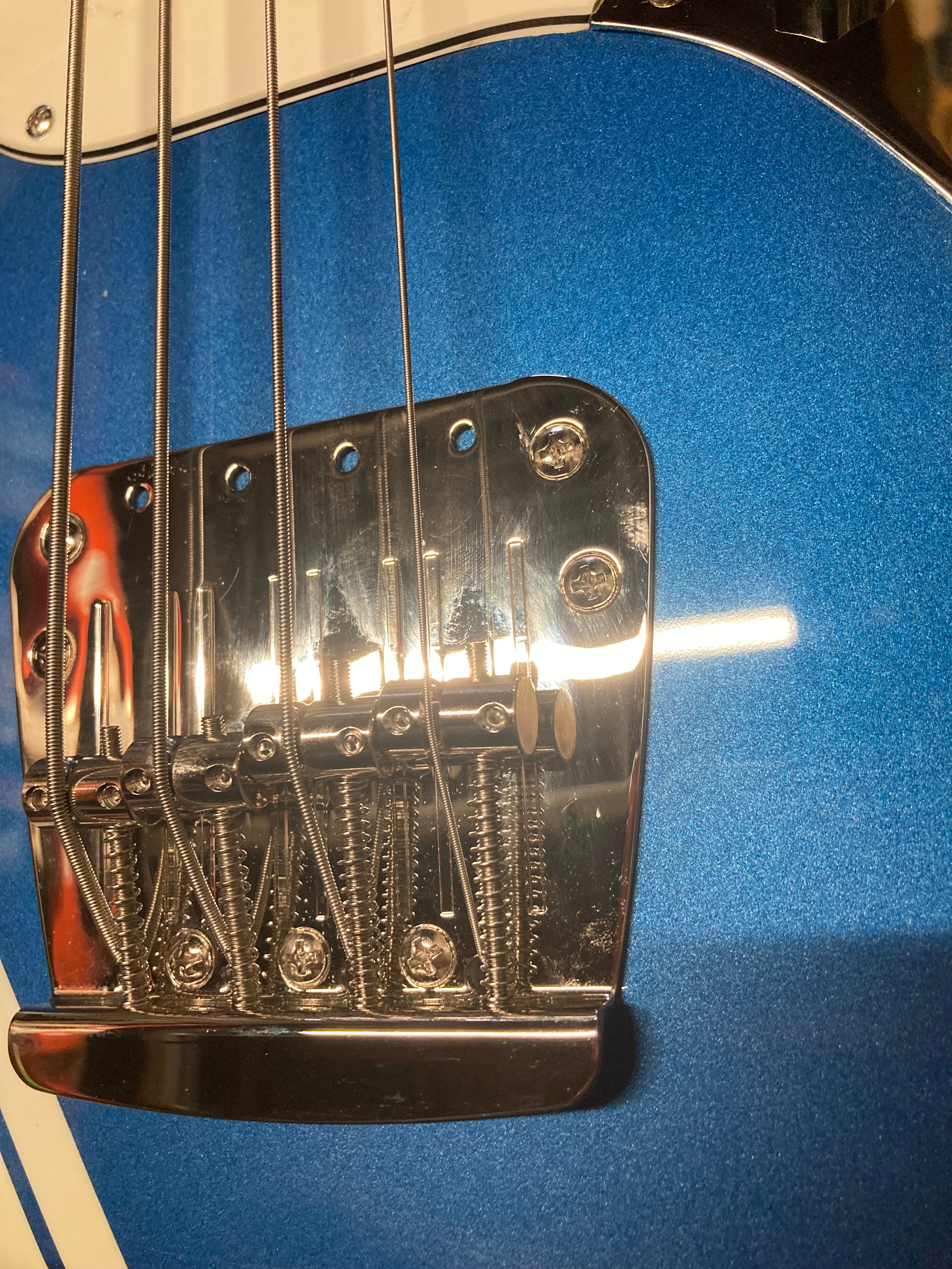 Squier Classic Vibe '60s Competition Mustang Bass Lake Placid Blue w/Olympic White Stripe