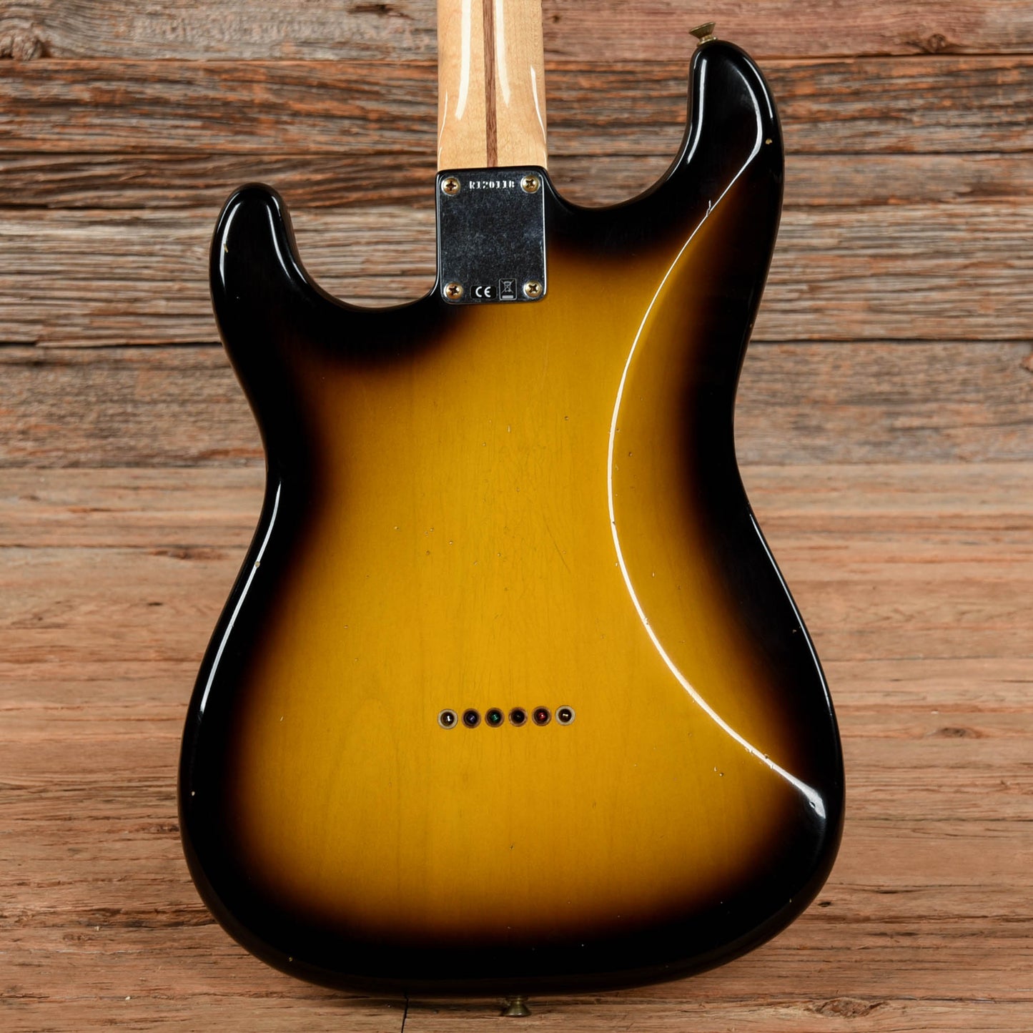 Fender Custom Shop 1957 Stratocaster Hardtail Journeyman Relic 2-Color Sunburst 2023